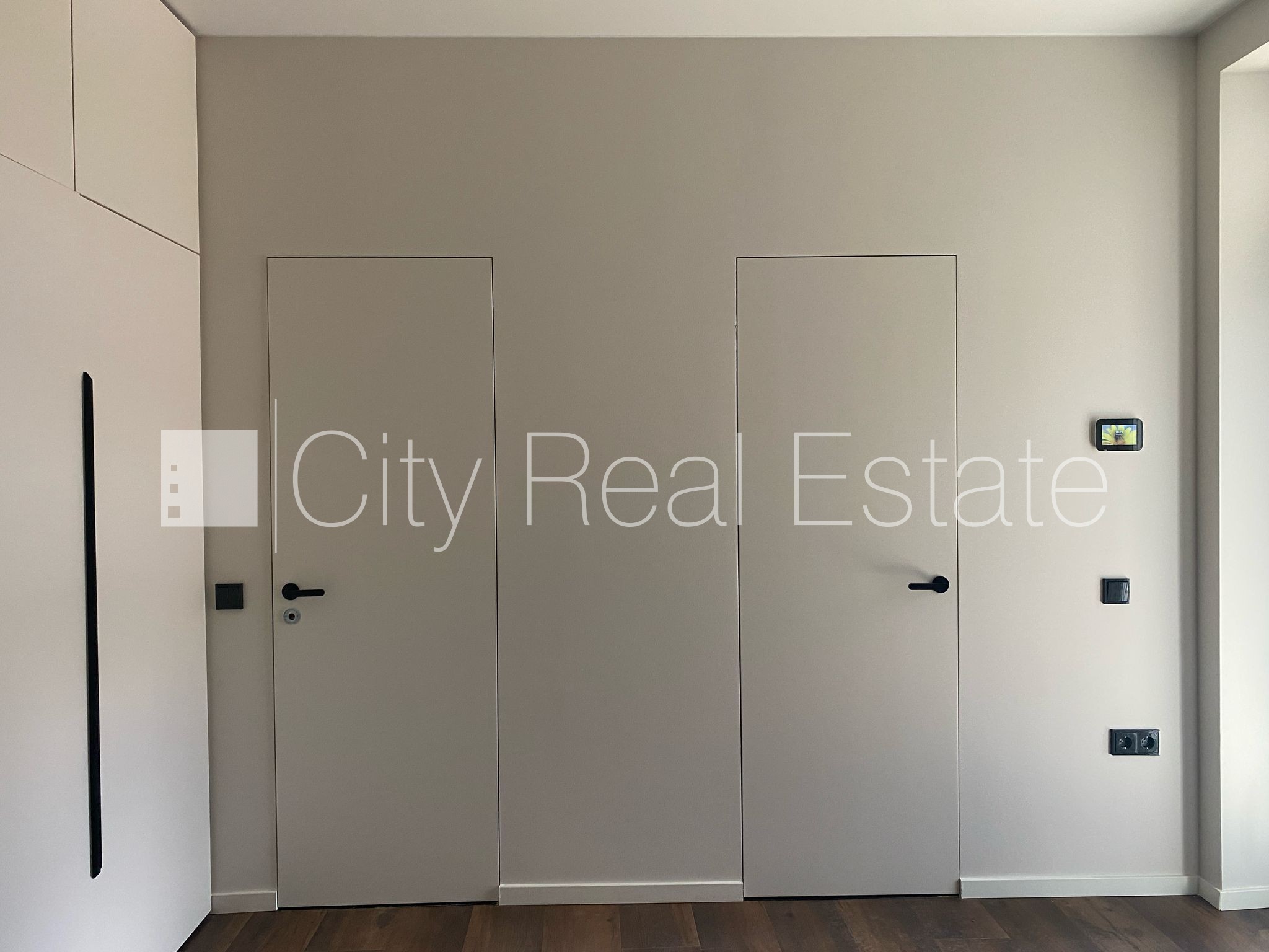 Sludinājumi. Rindu māja, energo efektīva māja, labiekārtots apzaļumots pagalms, bruģēts piebraucamais ceļš, Cena: 230000 EUR Foto #16