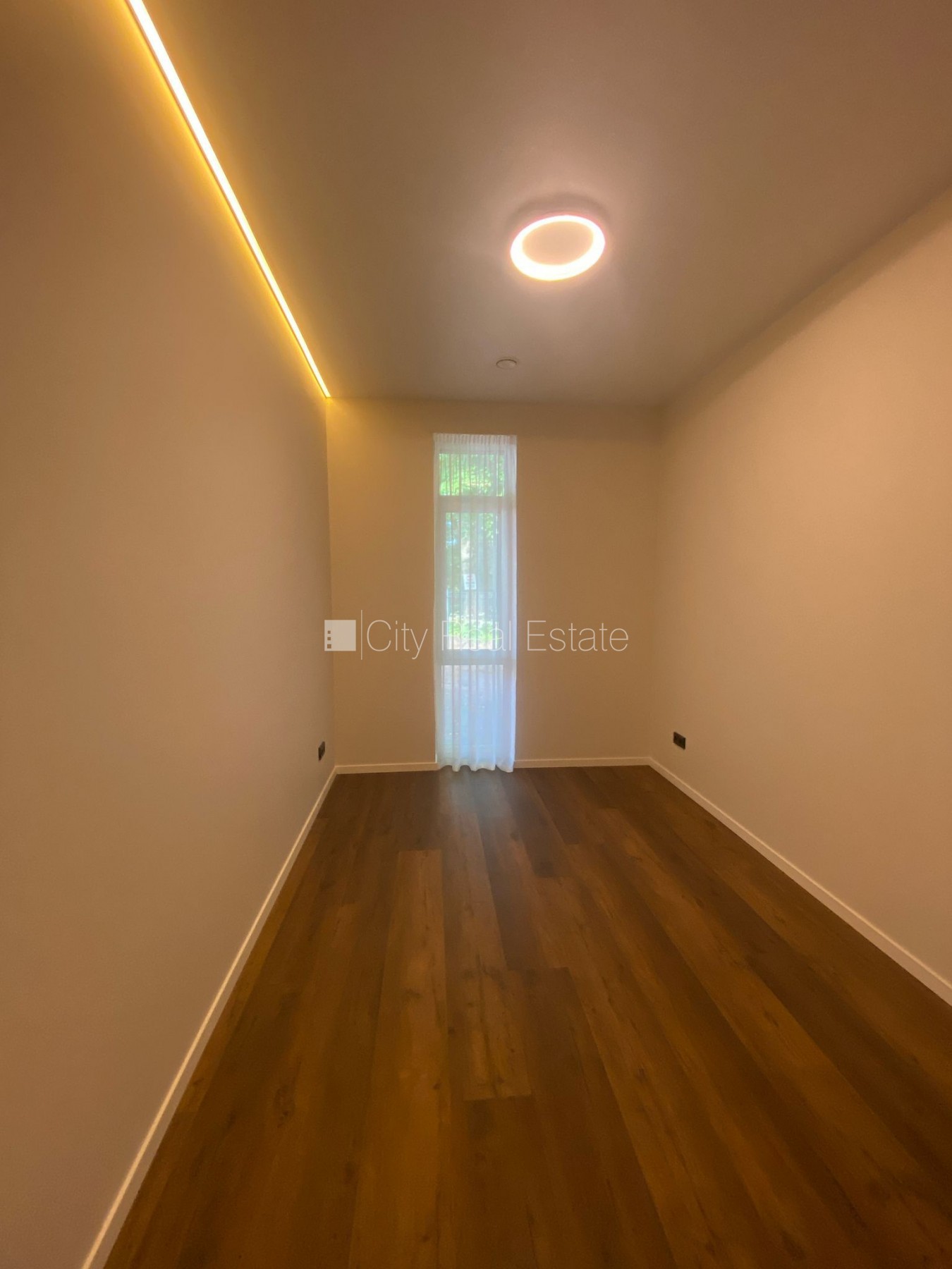 Sludinājumi. Rindu māja, energo efektīva māja, labiekārtots apzaļumots pagalms, bruģēts piebraucamais ceļš, Cena: 230000 EUR Foto #21