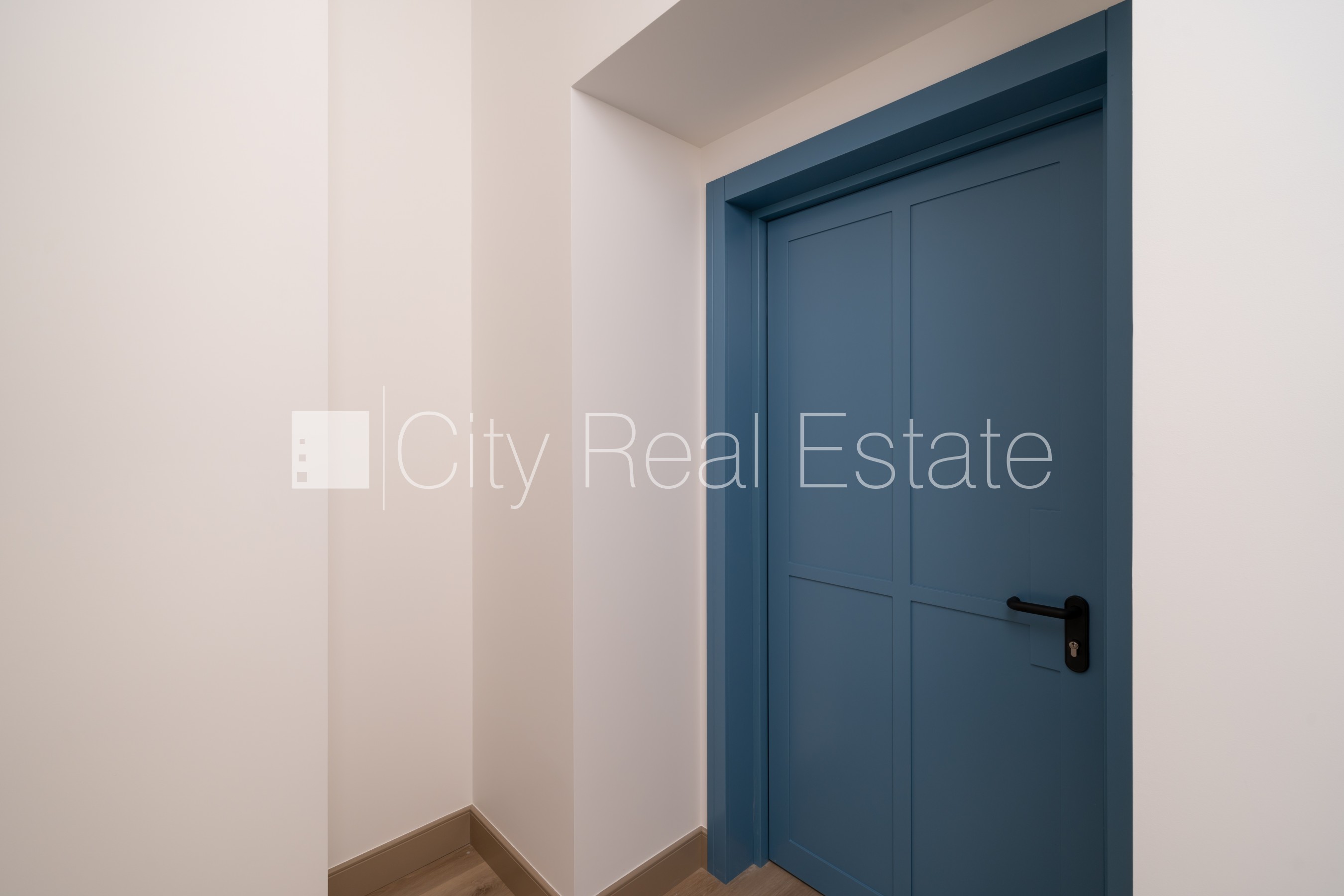 Sludinājumi. Projekts - Place 4, fasādes māja, renovēta māja, slēgts pagalms, ieeja no ielas, ir lifts, kāpņu Cena: 110550 EUR Foto #10