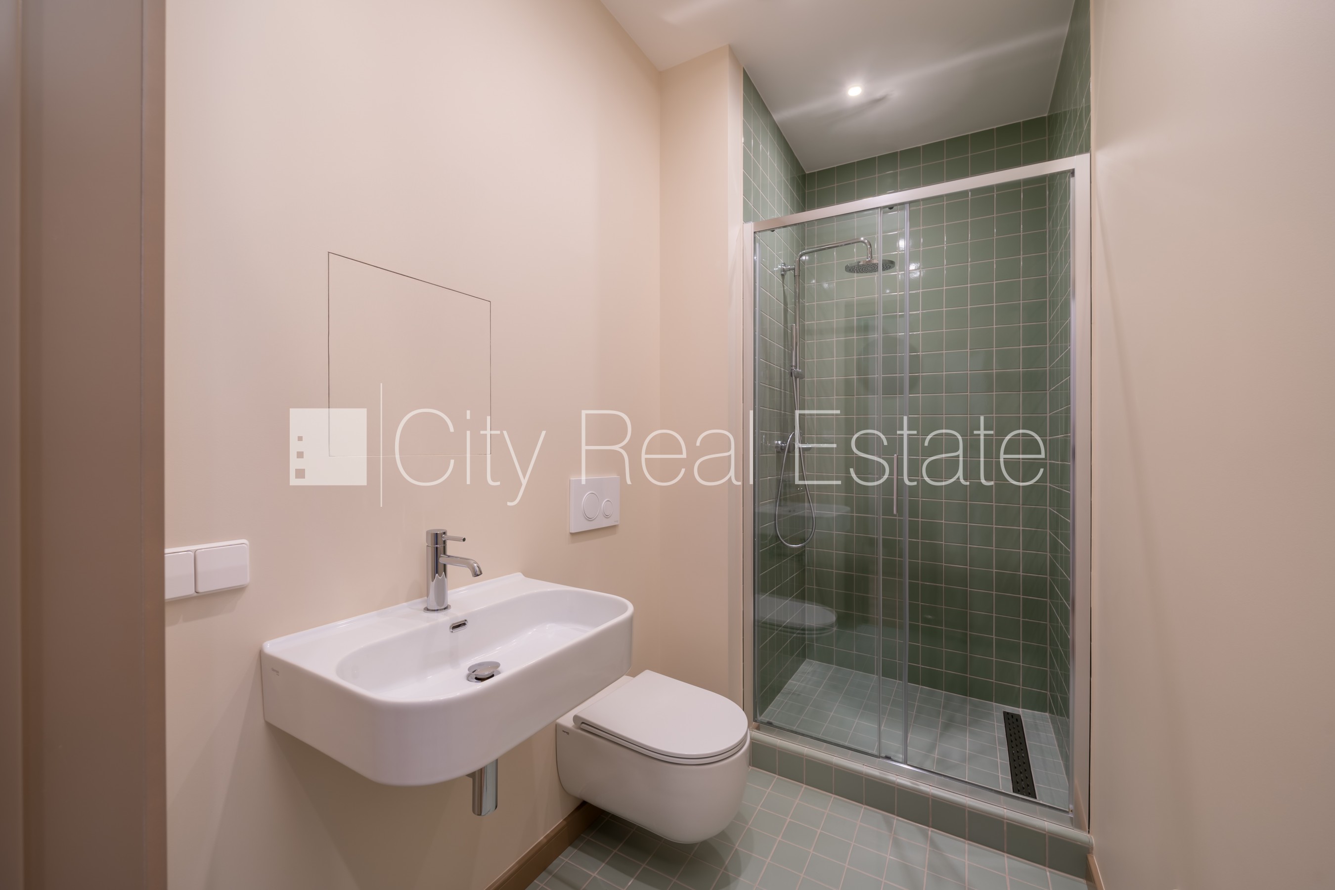 Sludinājumi. Projekts - Place 4, fasādes māja, renovēta māja, slēgts pagalms, ieeja no ielas, ir lifts, kāpņu Cena: 110550 EUR Foto #8