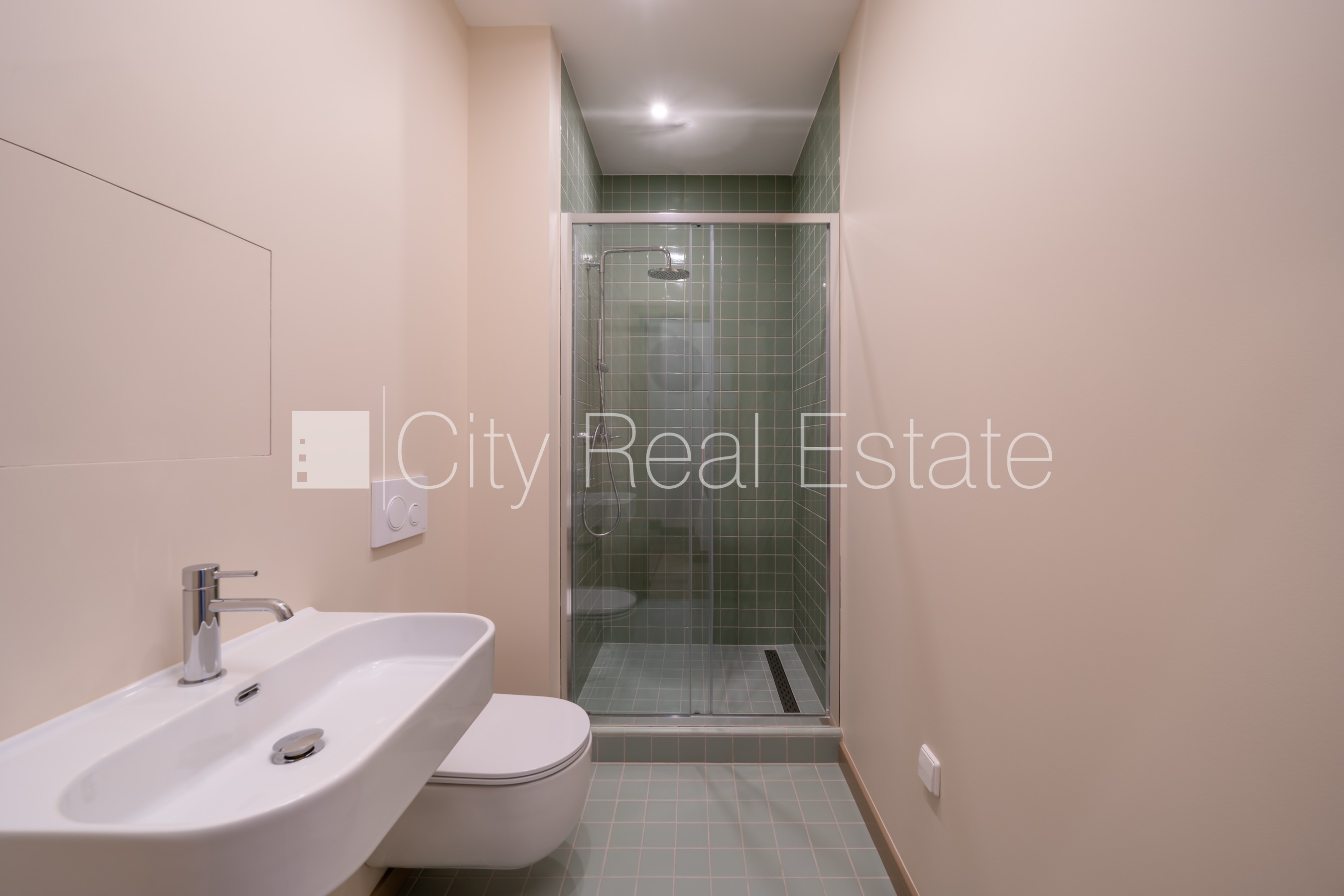 Sludinājumi. Projekts - Place 4, fasādes māja, renovēta māja, slēgts pagalms, ieeja no ielas, ir lifts, kāpņu Cena: 110550 EUR Foto #7