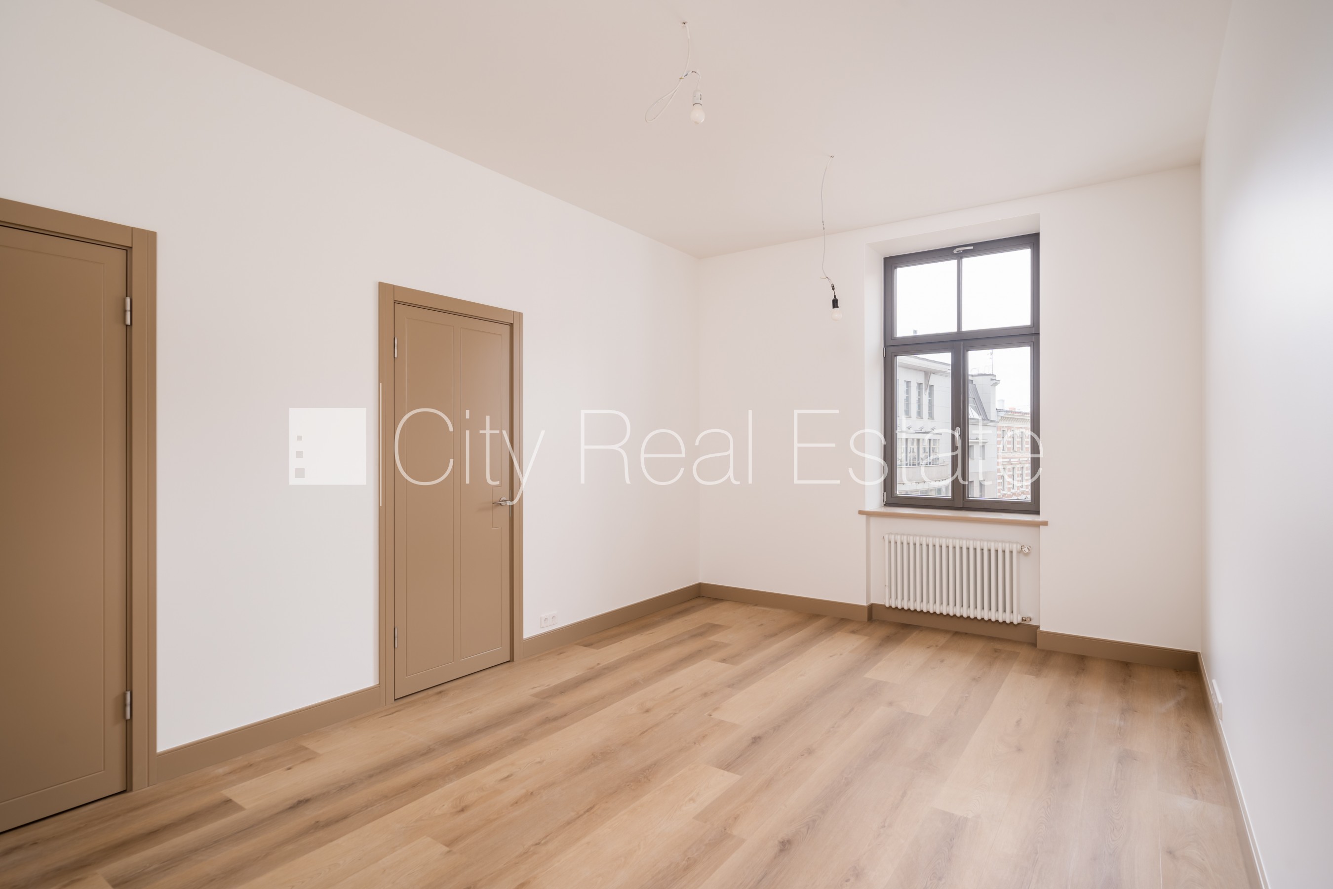 Sludinājumi. Projekts - Place 4, fasādes māja, renovēta māja, slēgts pagalms, ieeja no ielas, ir lifts, kāpņu Cena: 110550 EUR Foto #2