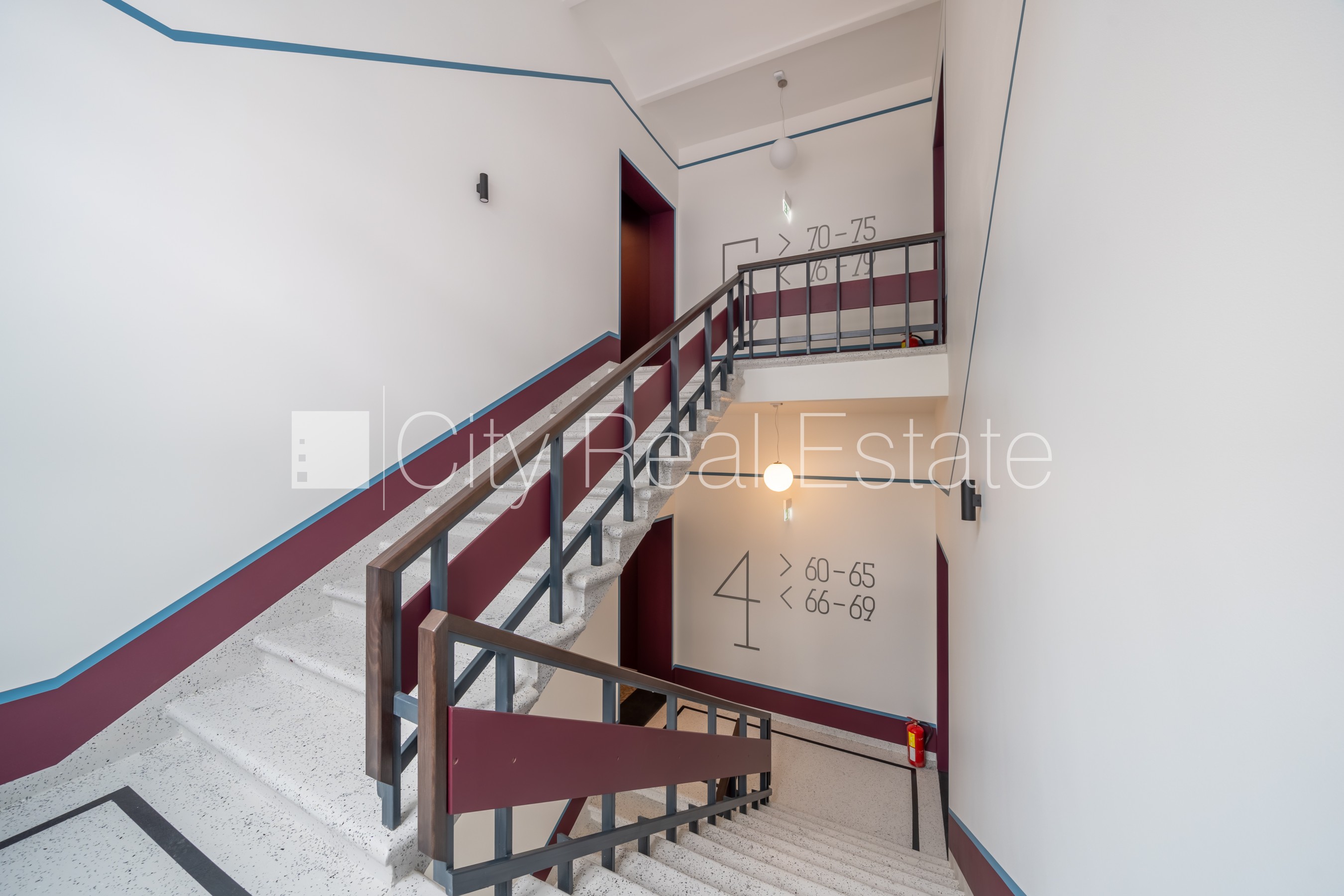 Sludinājumi. Projekts - Place 4, fasādes māja, renovēta māja, slēgts pagalms, ieeja no ielas, ir lifts, kāpņu Cena: 110550 EUR Foto #12
