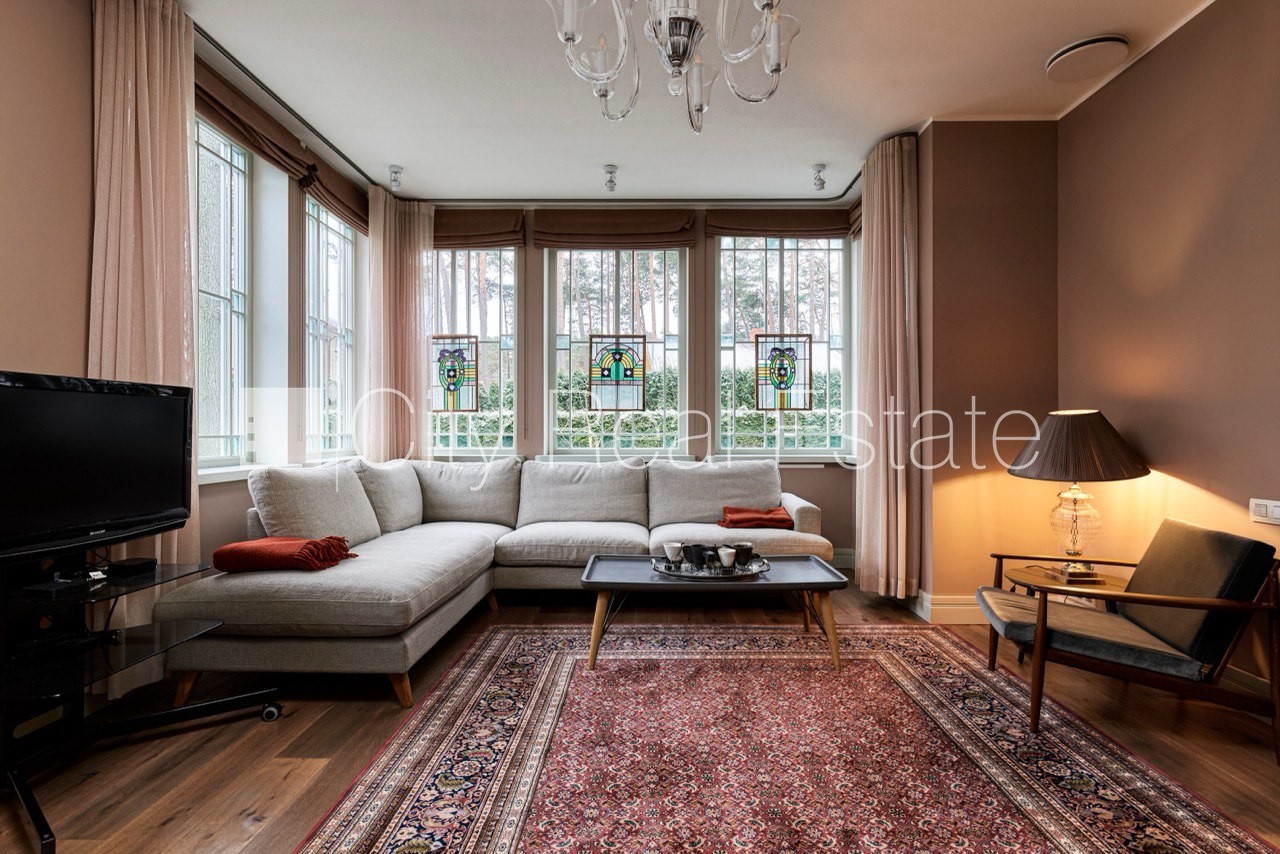 Sludinājumi. Privātmāja, labiekārtota apzaļumota teritorija, bruģēts piebraucamais ceļš, iežogota teritorija, Cena: 6000 EUR/mēn Foto #10