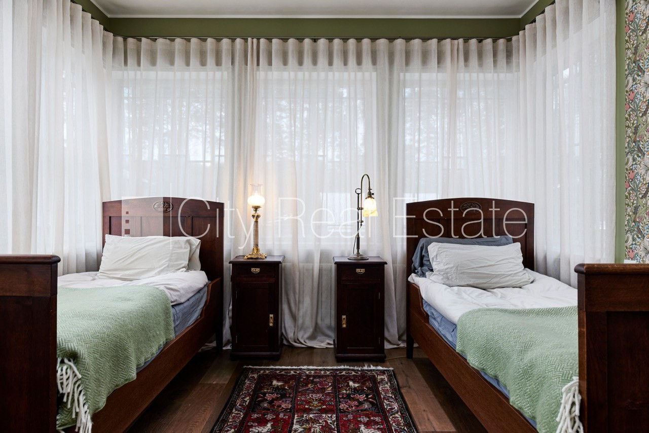 Sludinājumi. Privātmāja, labiekārtota apzaļumota teritorija, bruģēts piebraucamais ceļš, iežogota teritorija, Cena: 6000 EUR/mēn Foto #22