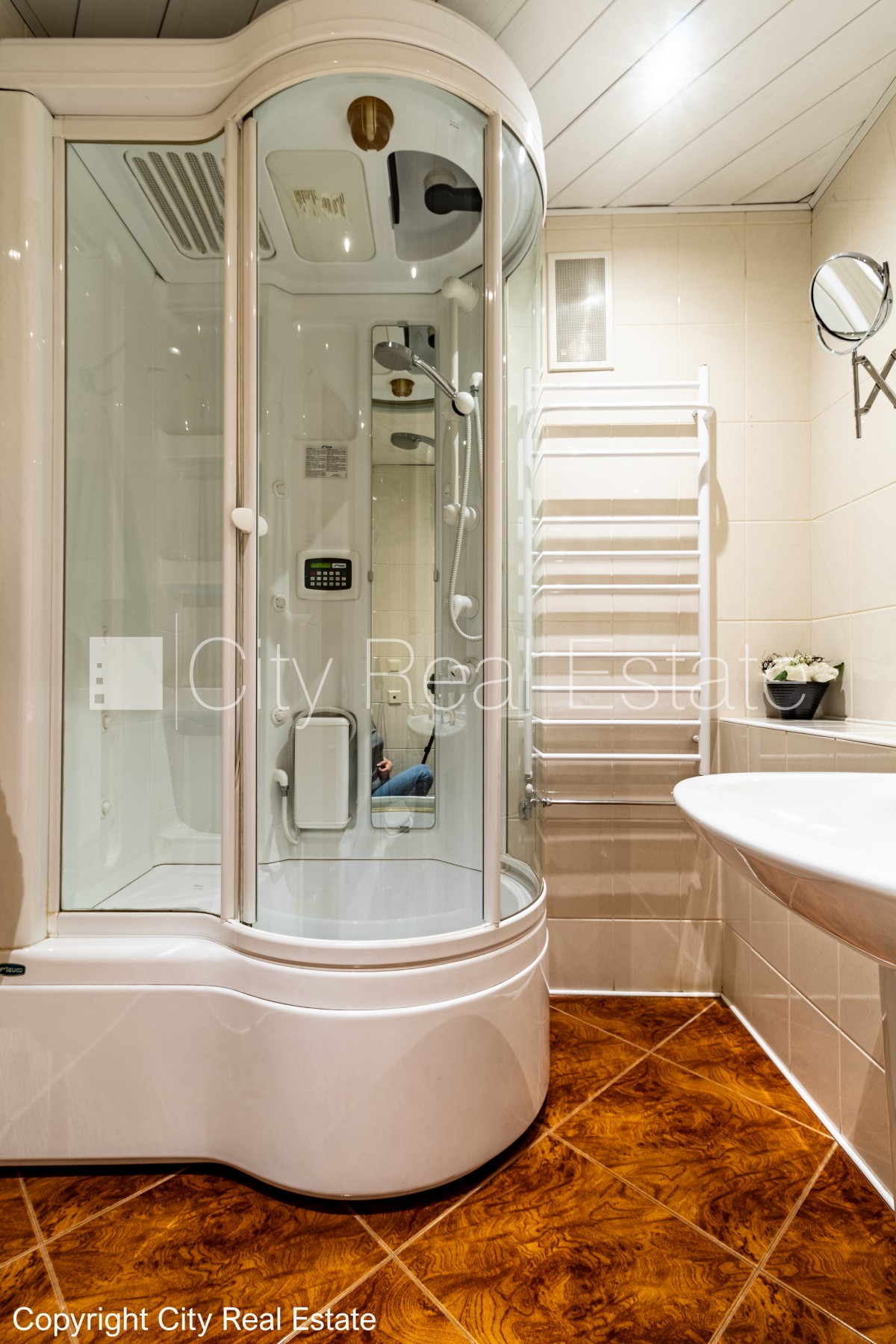 Sludinājumi. Zeme īpašumā, mainīts Jumta segums, labiekārtots apzaļumots pagalms, iežogota teritorija, vieta Cena: 255000 EUR Foto #20