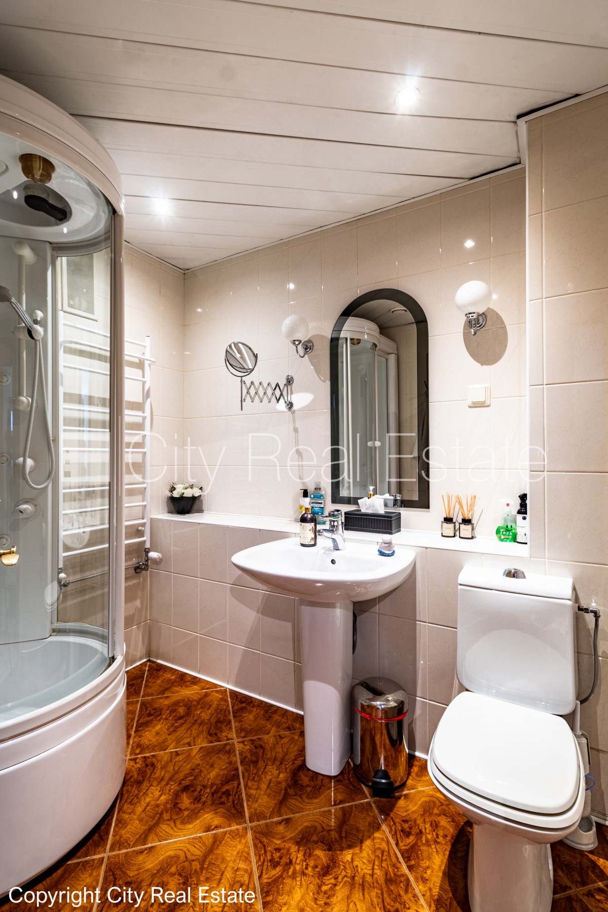 Sludinājumi. Zeme īpašumā, mainīts Jumta segums, labiekārtots apzaļumots pagalms, iežogota teritorija, vieta Cena: 255000 EUR Foto #17