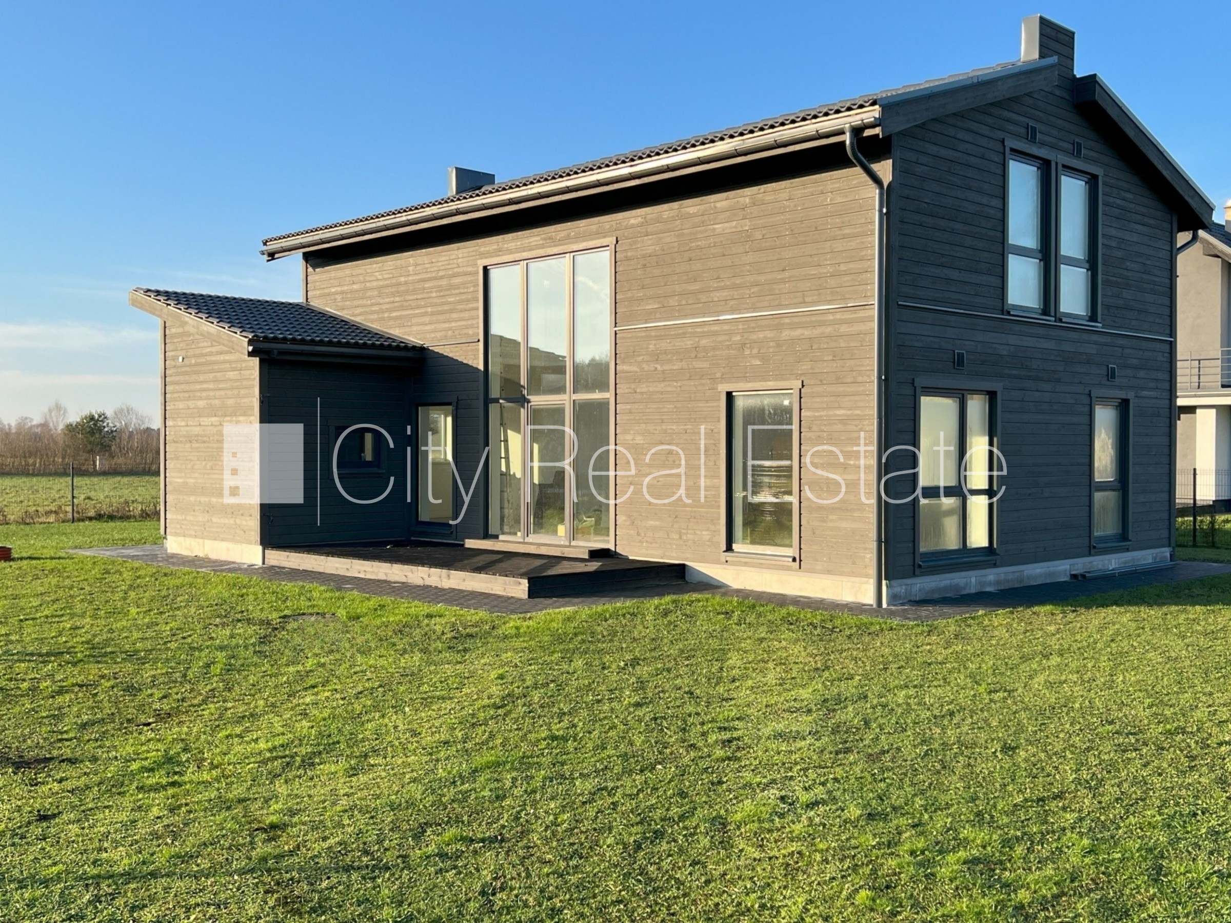 Sludinājumi. Privātmāja, energo efektīva māja, labiekārtota apzaļumota teritorija, bruģēts piebraucamais ceļš, Cena: 270000 EUR Foto #21