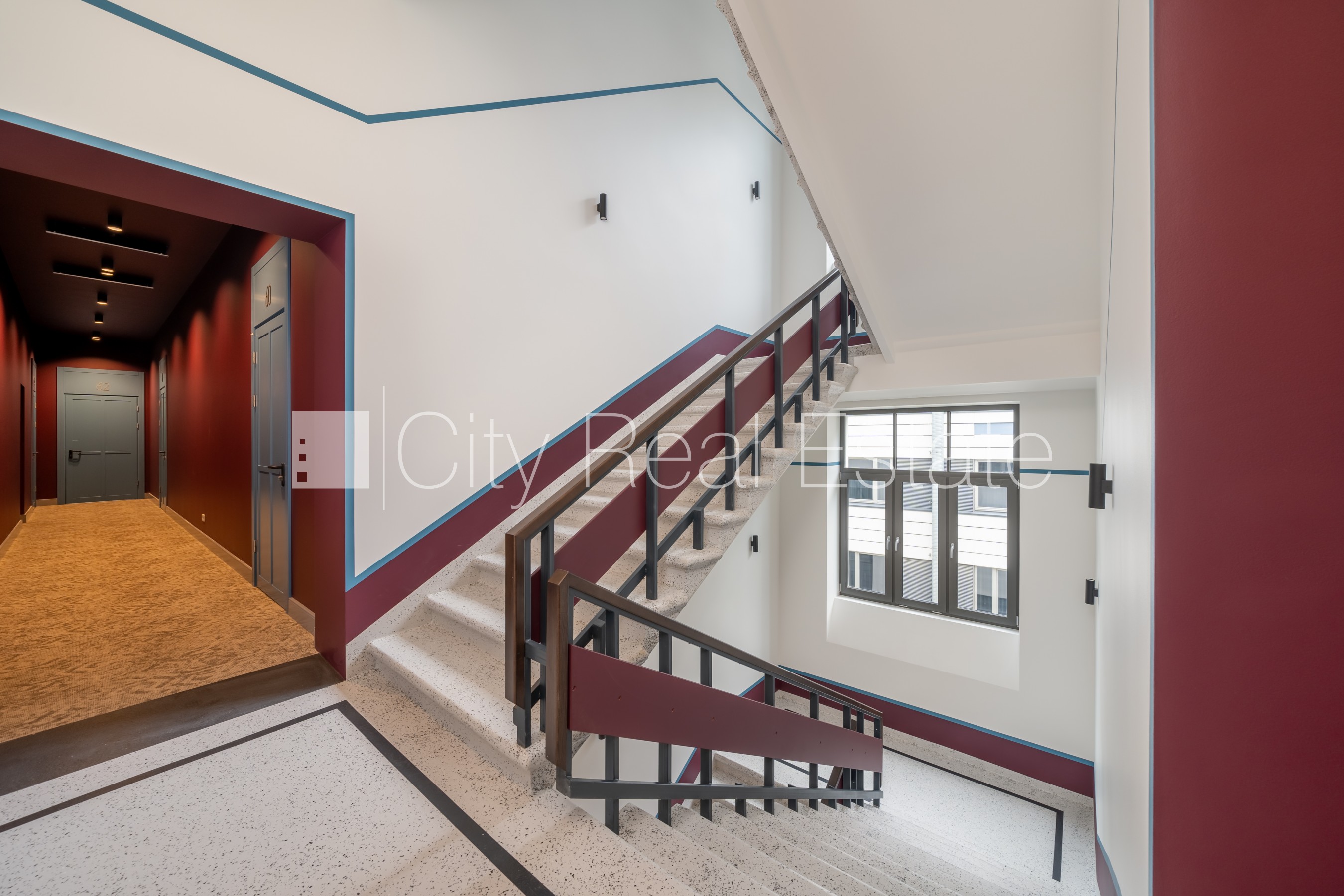 Sludinājumi. Projekts - Place 4, fasādes māja, renovēta māja, ir lifts, kāpņu telpa pēc kapitālā remonta, logi Cena: 163158 EUR Foto #18