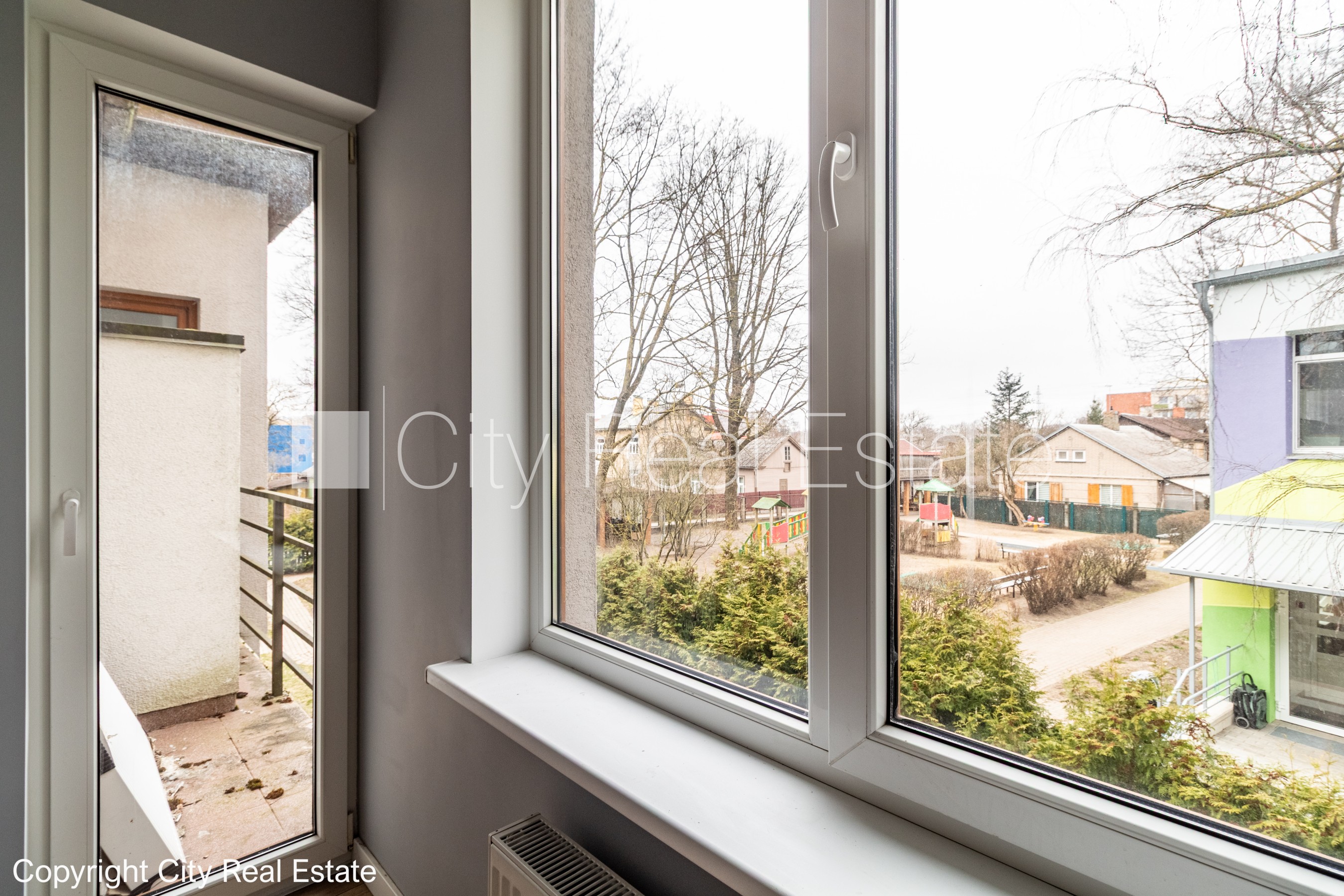 Sludinājumi. Zeme īpašumā, rindu māja, jaunceltne, dzīvokļu skaits ēkā  4 gab., keramzīta bloku sienas, fasāde Cena: 240000 EUR Foto #17