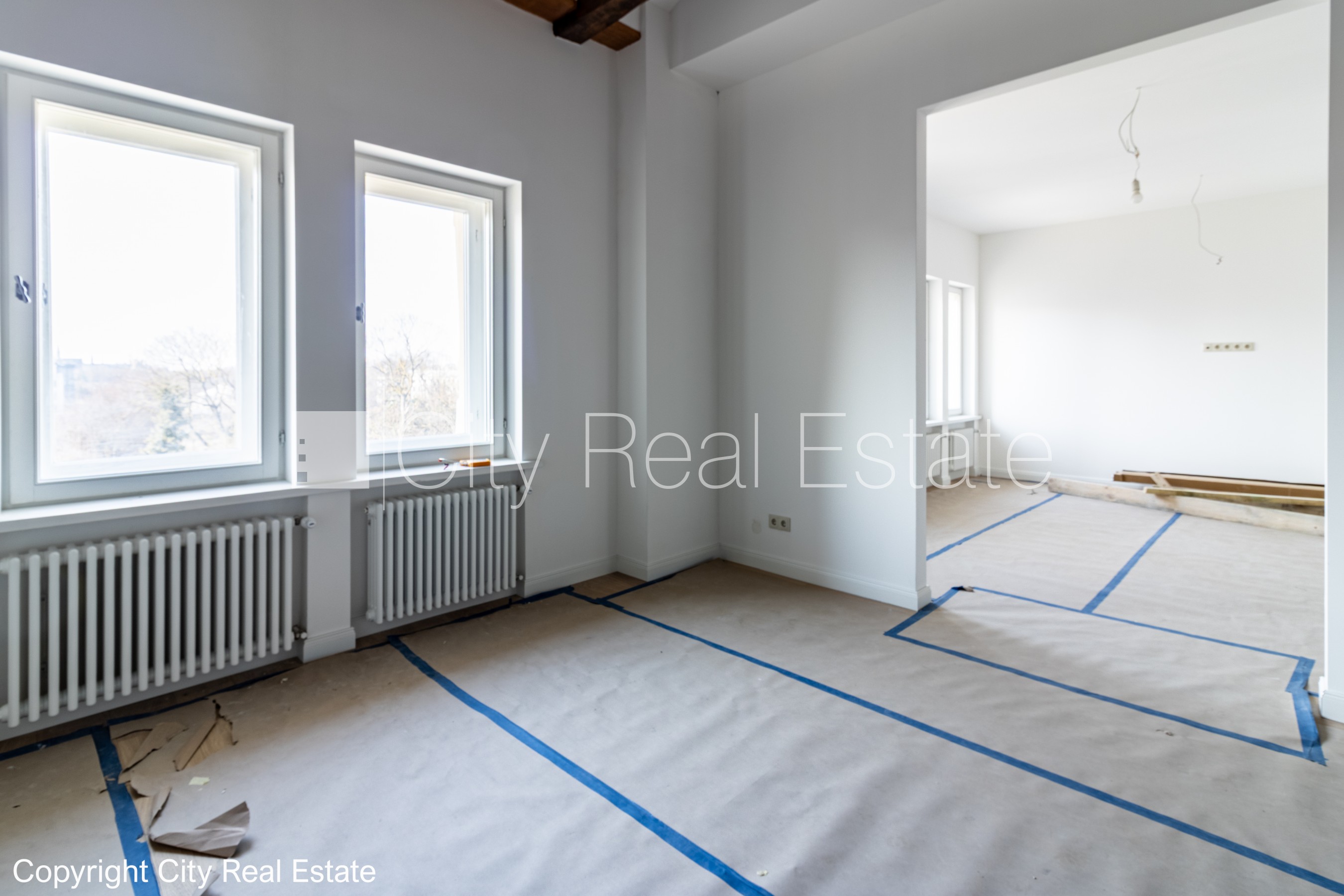 Sludinājumi. Fasādes māja, renovēta māja, slēgts pagalms, ieeja no ielas un pagalma, ir lifts, kāpņu telpa pēc Cena: 307440 EUR Foto #4