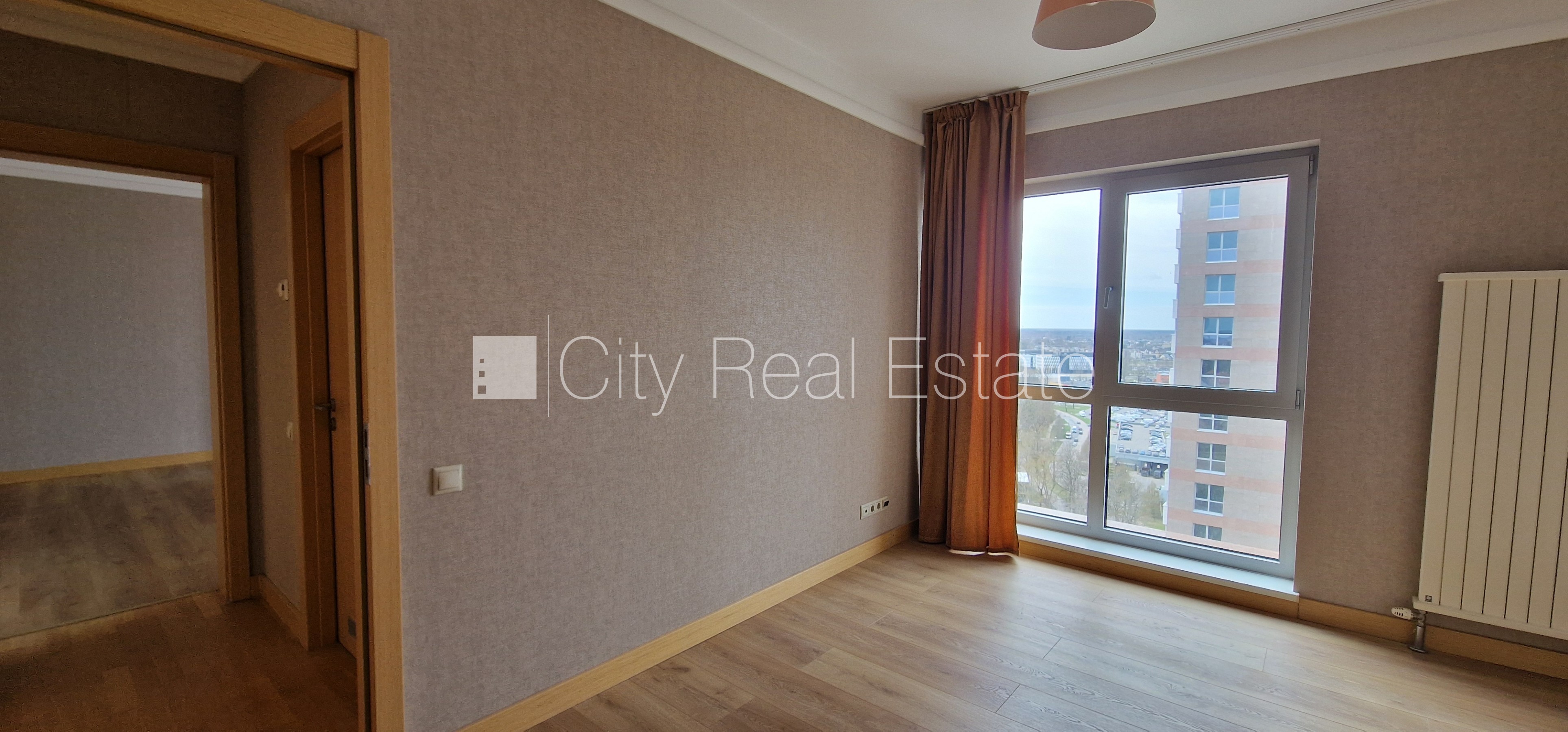 Sludinājumi. Projekts - Panorama Plaza, jaunceltne, teritorijas iebrauktuves vārti aprīkoti ar automatizētu Cena: 850 EUR/mēn Foto #12