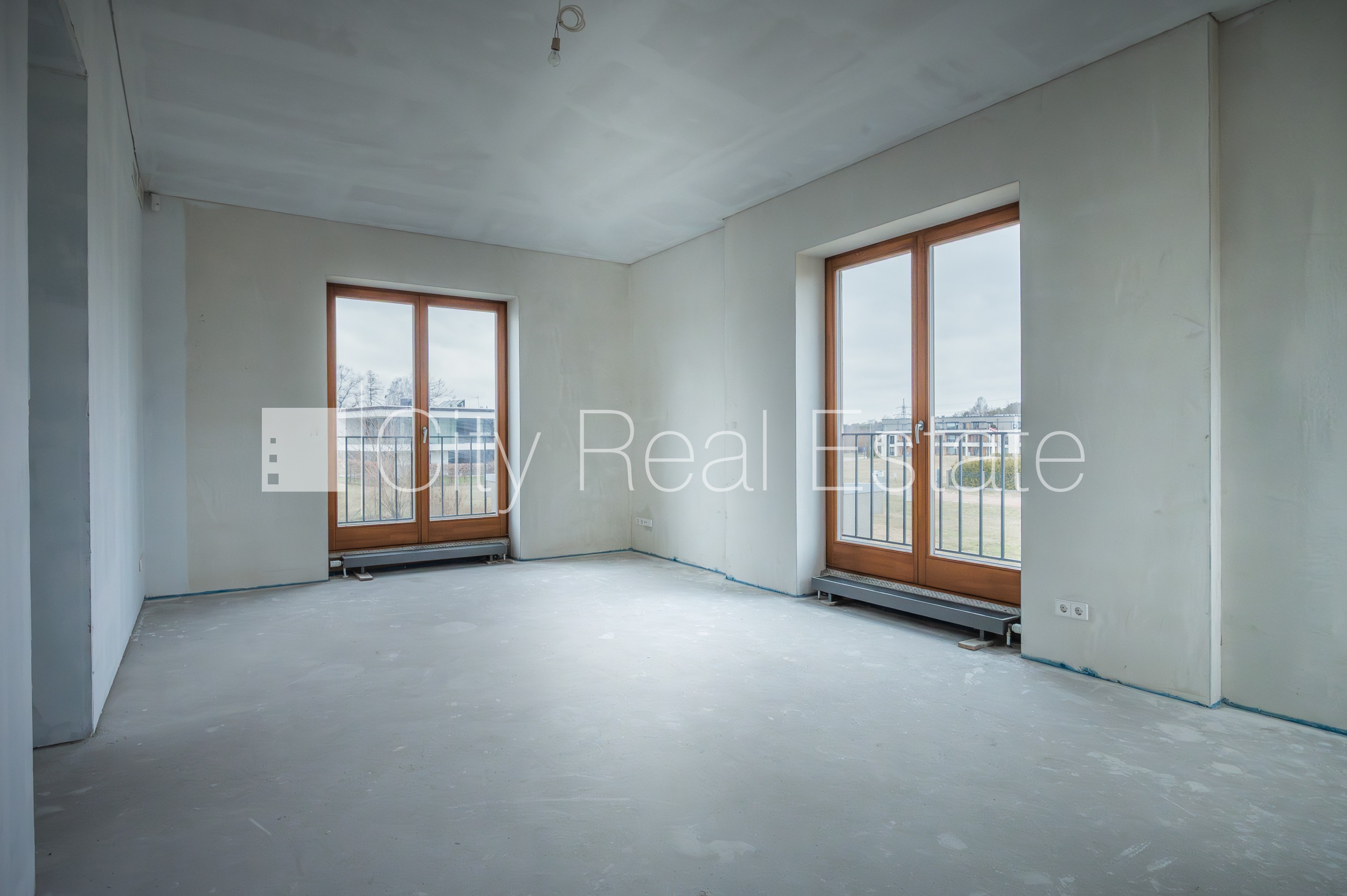 Sludinājumi. Privātmāja, labiekārtota apzaļumota teritorija, bruģēts piebraucamais ceļš, slēgta teritorija, Cena: 992000 EUR Foto #16