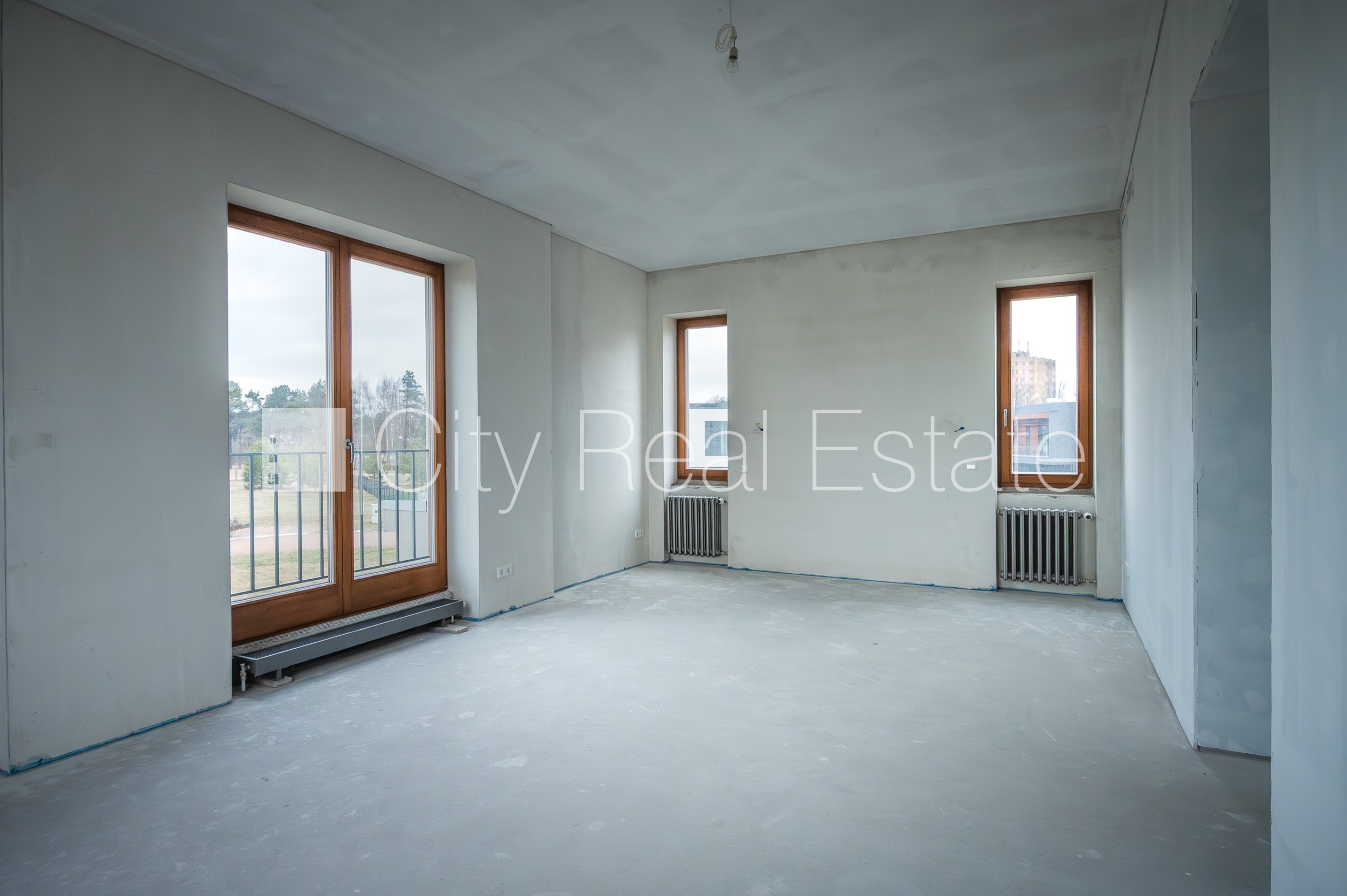 Sludinājumi. Privātmāja, labiekārtota apzaļumota teritorija, bruģēts piebraucamais ceļš, slēgta teritorija, Cena: 992000 EUR Foto #18