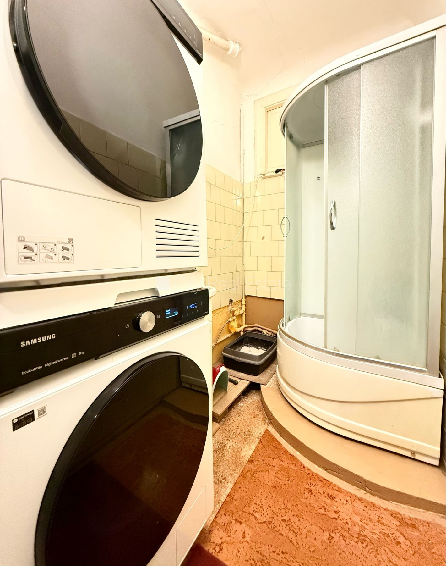 Sludinājumi. Fasādes māja, renovēta māja, labiekārtota apzaļumota teritorija, slēgts pagalms, ieeja no ielas, ir Cena: 139000 EUR Foto #13