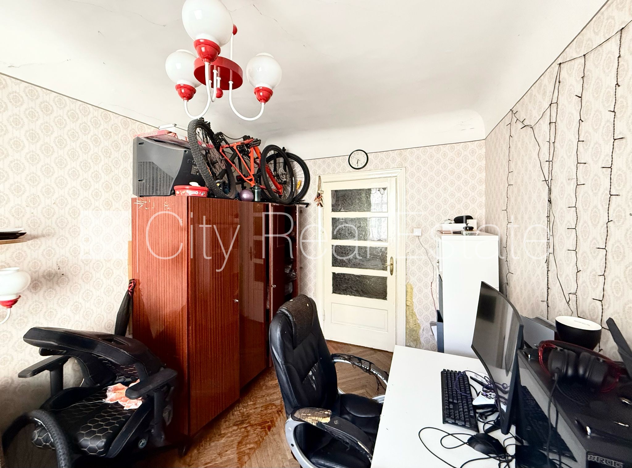 Sludinājumi. Fasādes māja, renovēta māja, labiekārtota apzaļumota teritorija, slēgts pagalms, ieeja no ielas, ir Cena: 139000 EUR Foto #10