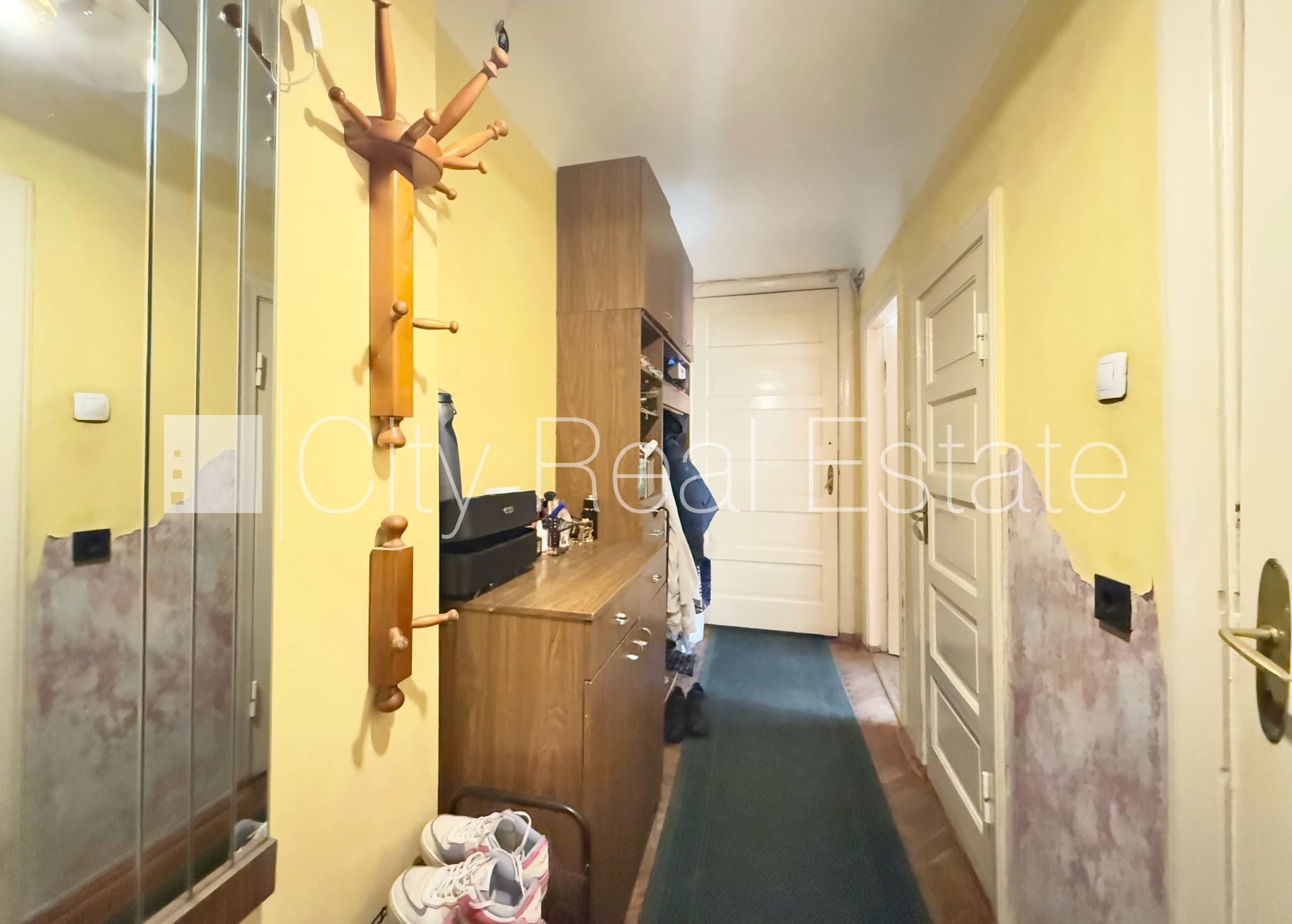 Sludinājumi. Fasādes māja, renovēta māja, labiekārtota apzaļumota teritorija, slēgts pagalms, ieeja no ielas, ir Cena: 139000 EUR Foto #20