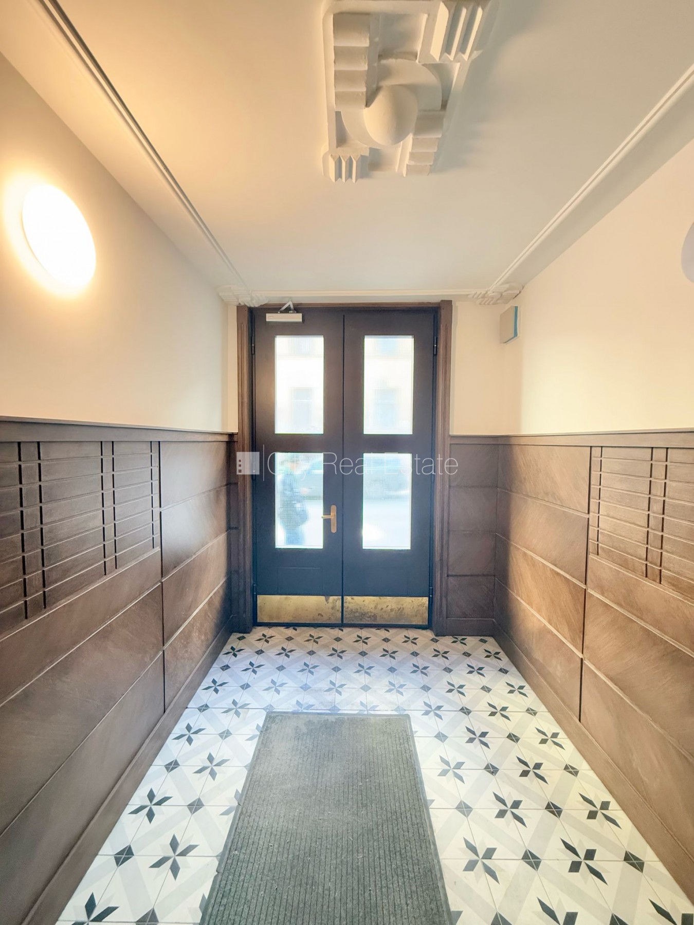 Sludinājumi. Fasādes māja, renovēta māja, labiekārtota apzaļumota teritorija, slēgts pagalms, ieeja no ielas, ir Cena: 139000 EUR Foto #22