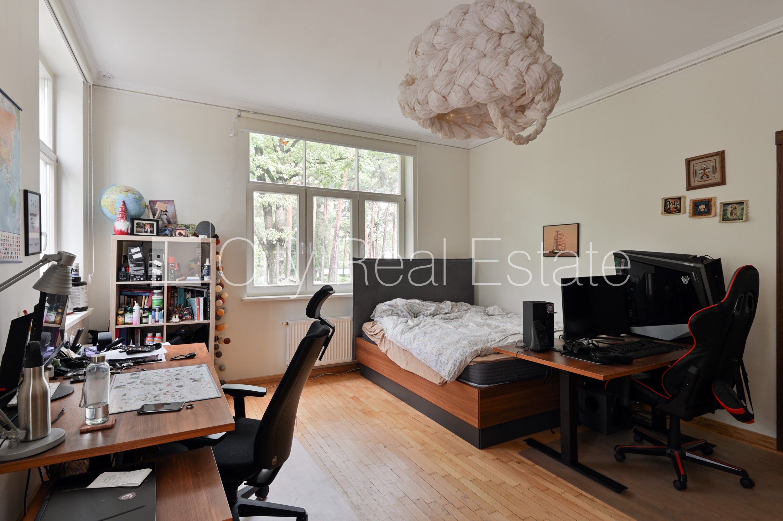 Sludinājumi. Puse mājas, dzīvokļu skaits ēkā  2 gab., zaļā teritorija, iežogota teritorija ar metāla sētu, Cena: 2500 EUR/mēn Foto #11