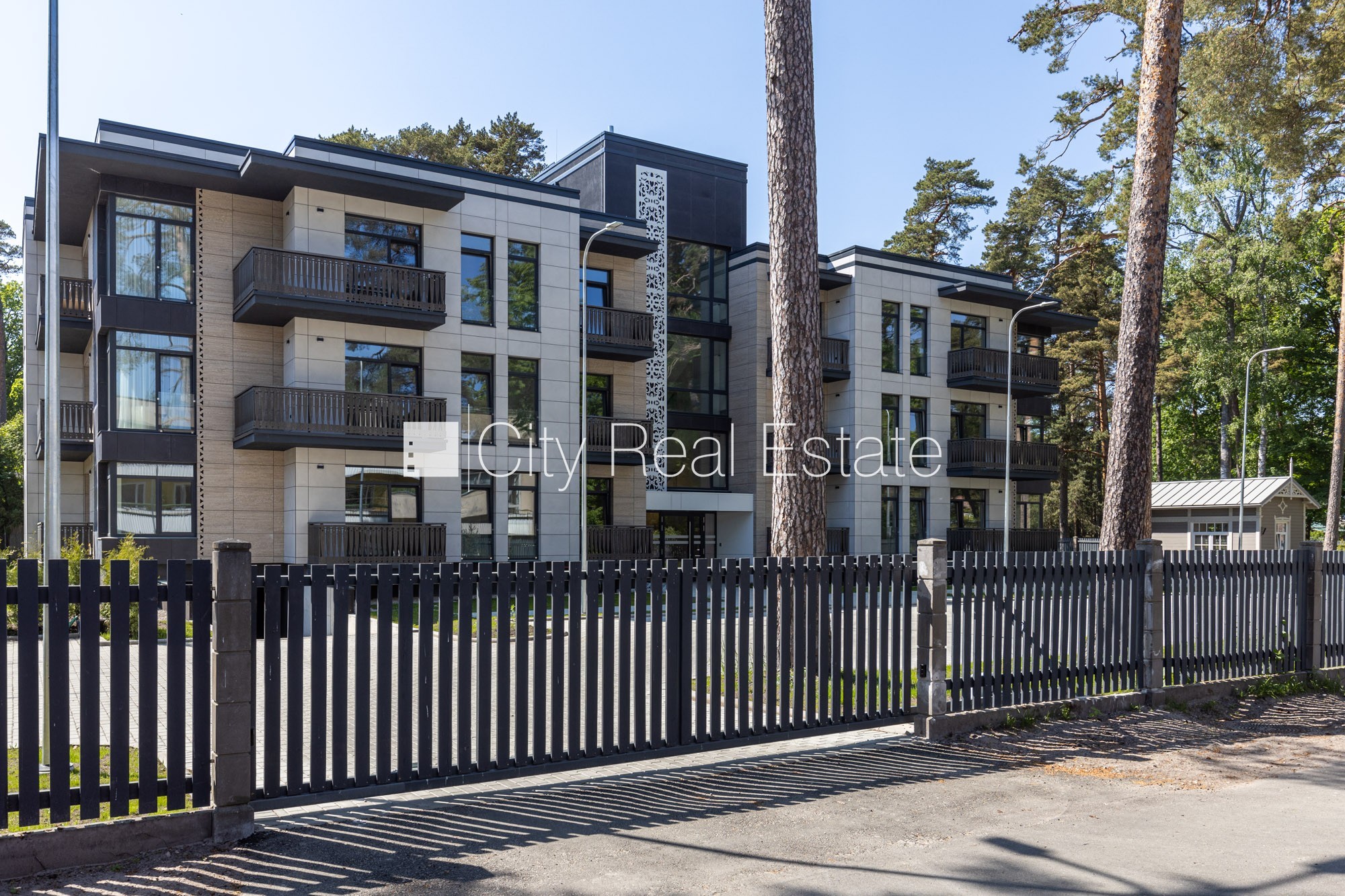 Sludinājumi. Jaunceltne, pagrabstāvā pieejama noliktava, iežogota teritorija, pazemes autostāvvieta, ir lifts, Cena: 177600 EUR Foto #9