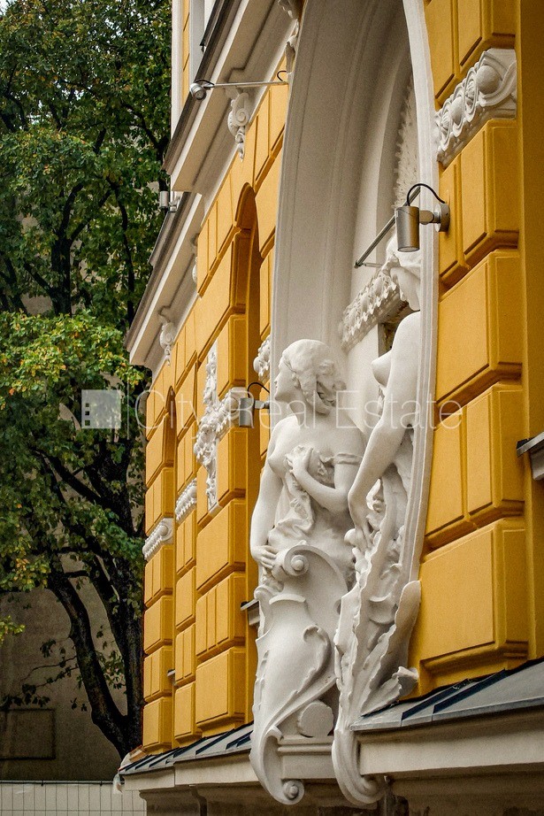 Sludinājumi. Fasādes māja, renovēta māja, slēgts pagalms, iespēja nomāt autostāvvietu, pazemes autostāvvieta, Cena: 1998 EUR/mēn Foto #14