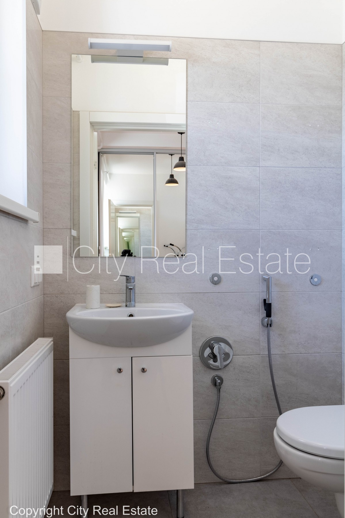 Sludinājumi. Jaunceltne, zaļā teritorija, vieta vairākām automašīnām, apsargāta teritorija, pirmais stāvs ar Cena: 400000 EUR Foto #21