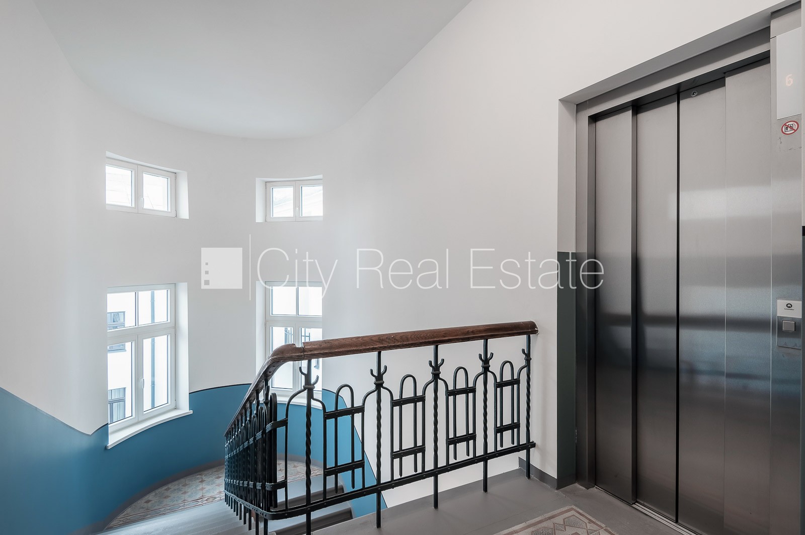 Sludinājumi. Zeme īpašumā, fasādes māja, renovēta māja, slēgts pagalms, iespēja nomāt autostāvvietu, ieeja no Cena: 106000 EUR Foto #11