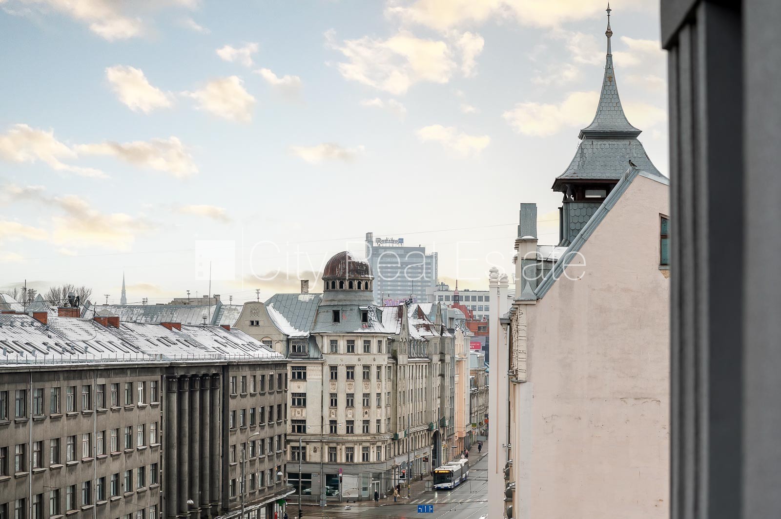 Sludinājumi. Zeme īpašumā, fasādes māja, renovēta māja, slēgts pagalms, iespēja nomāt autostāvvietu, ieeja no Cena: 106000 EUR Foto #9