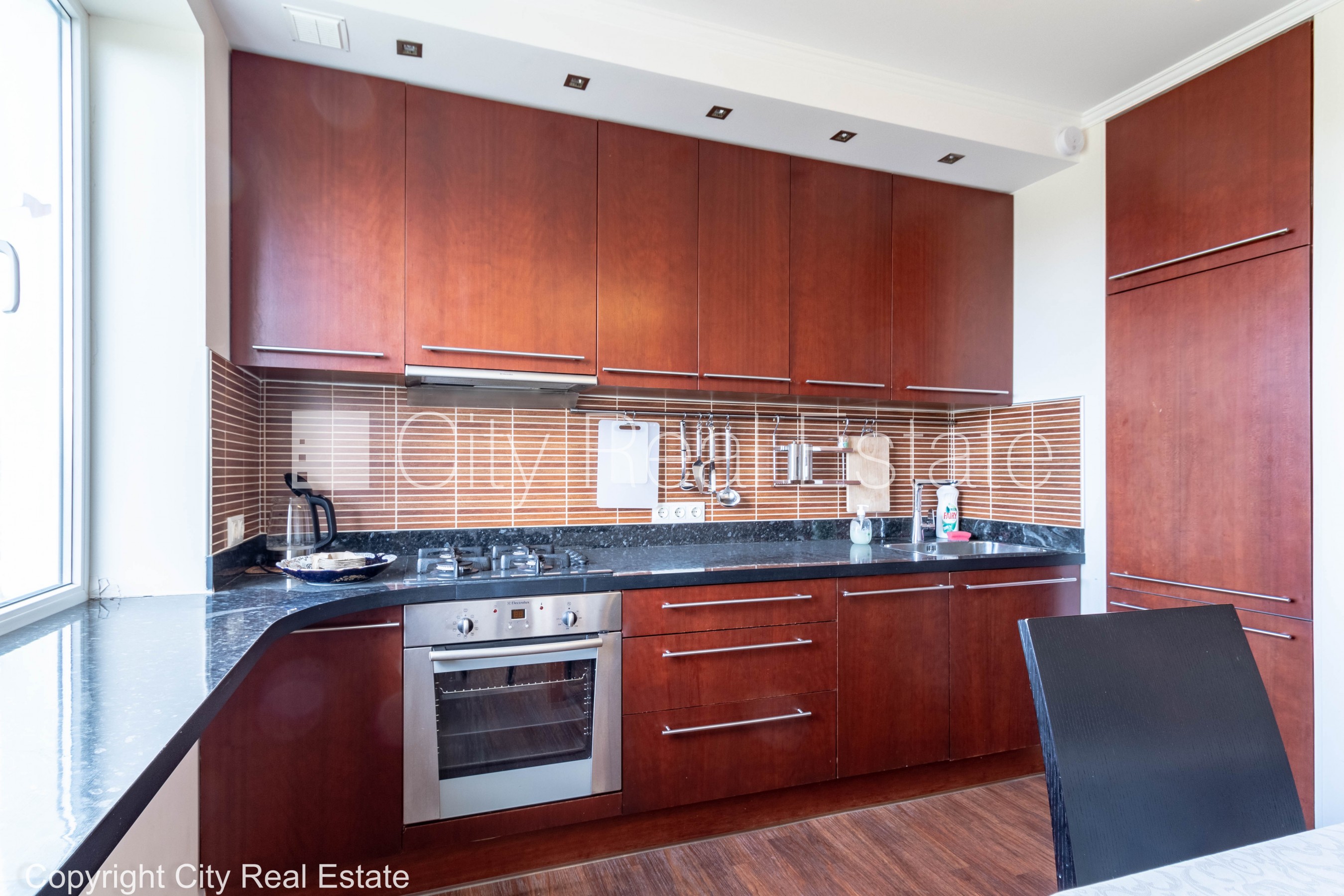 Sludinājumi. Zemes nomas maksa 50 gadā, viena kvadrātmetra apsaimniekošanas maksa mēnesī  0,48 EUR, zaļā Cena: 89900 EUR Foto #15