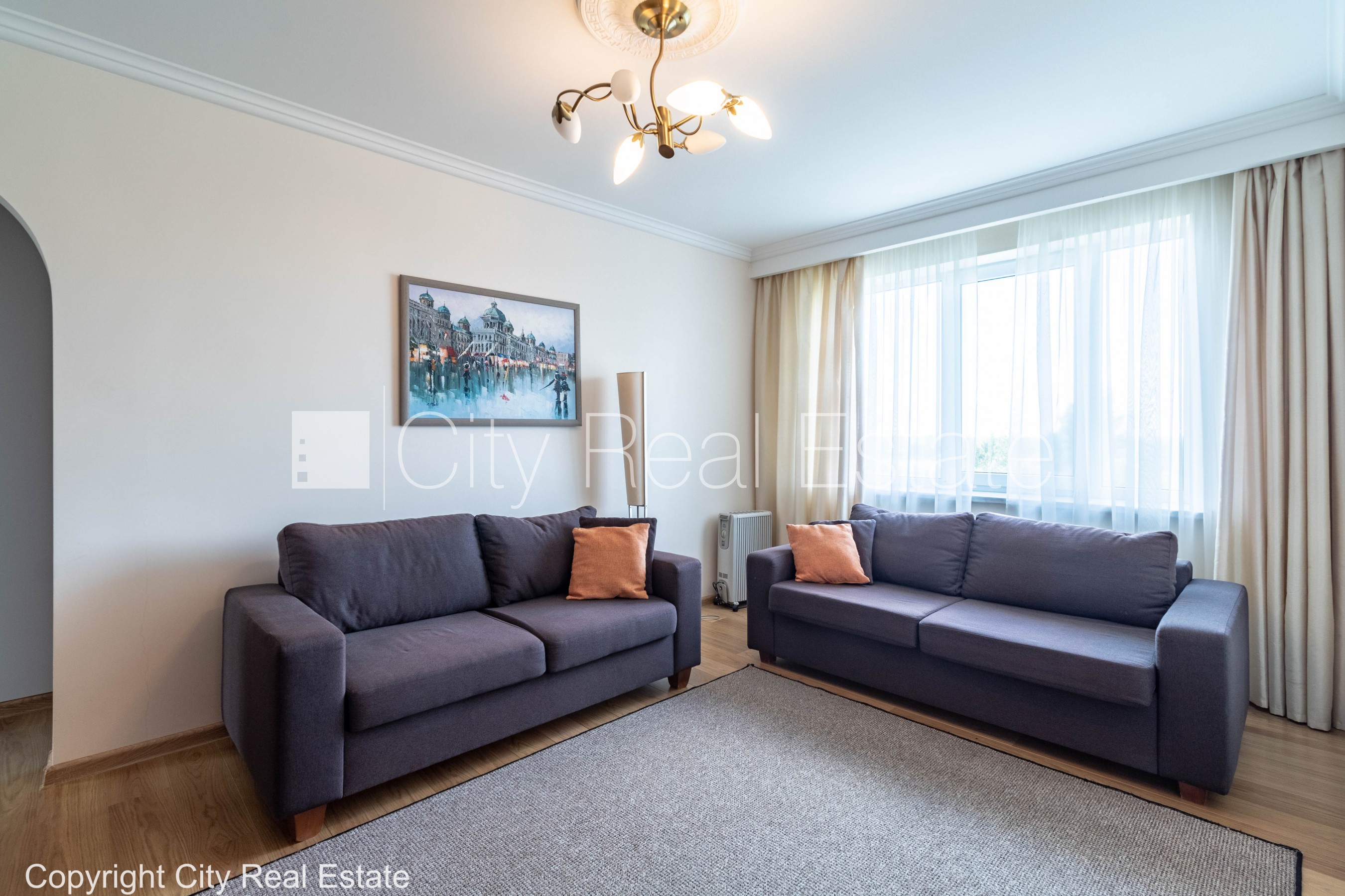 Sludinājumi. Zemes nomas maksa 50 gadā, viena kvadrātmetra apsaimniekošanas maksa mēnesī  0,48 EUR, zaļā Cena: 89900 EUR Foto #1