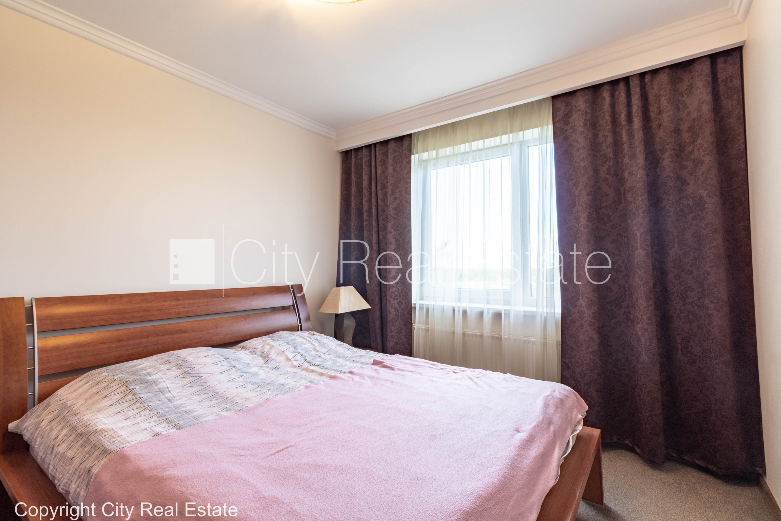 Sludinājumi. Zemes nomas maksa 50 gadā, viena kvadrātmetra apsaimniekošanas maksa mēnesī  0,48 EUR, zaļā Cena: 89900 EUR Foto #4