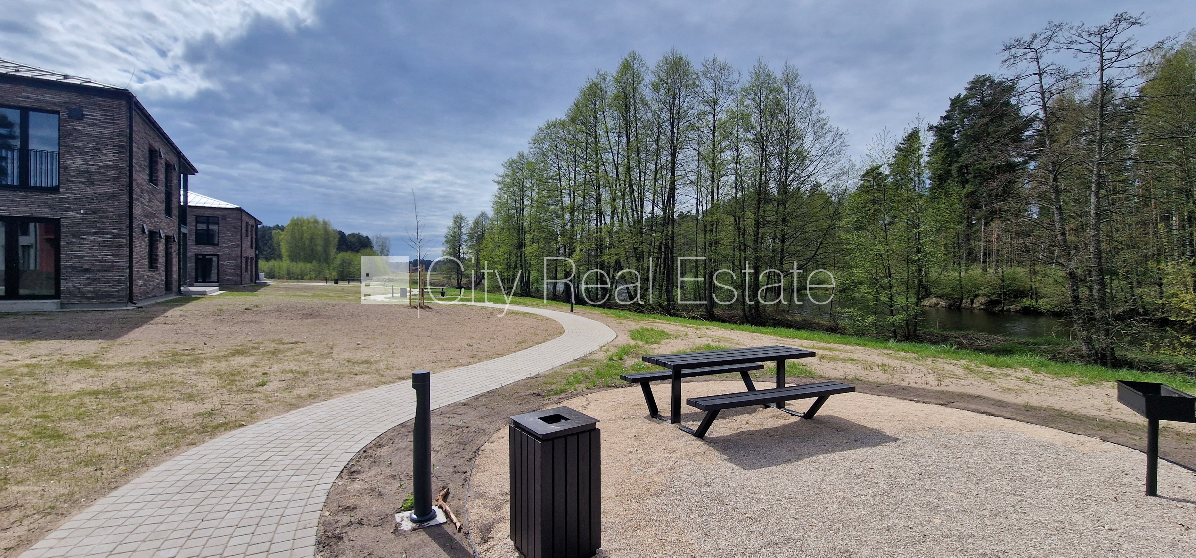 Sludinājumi. Jaunceltne, dzīvokļu skaits ēkā  4 gab., viena kvadrātmetra apsaimniekošanas maksa mēnesī  1 EUR, Cena: 850 EUR/mēn Foto #13