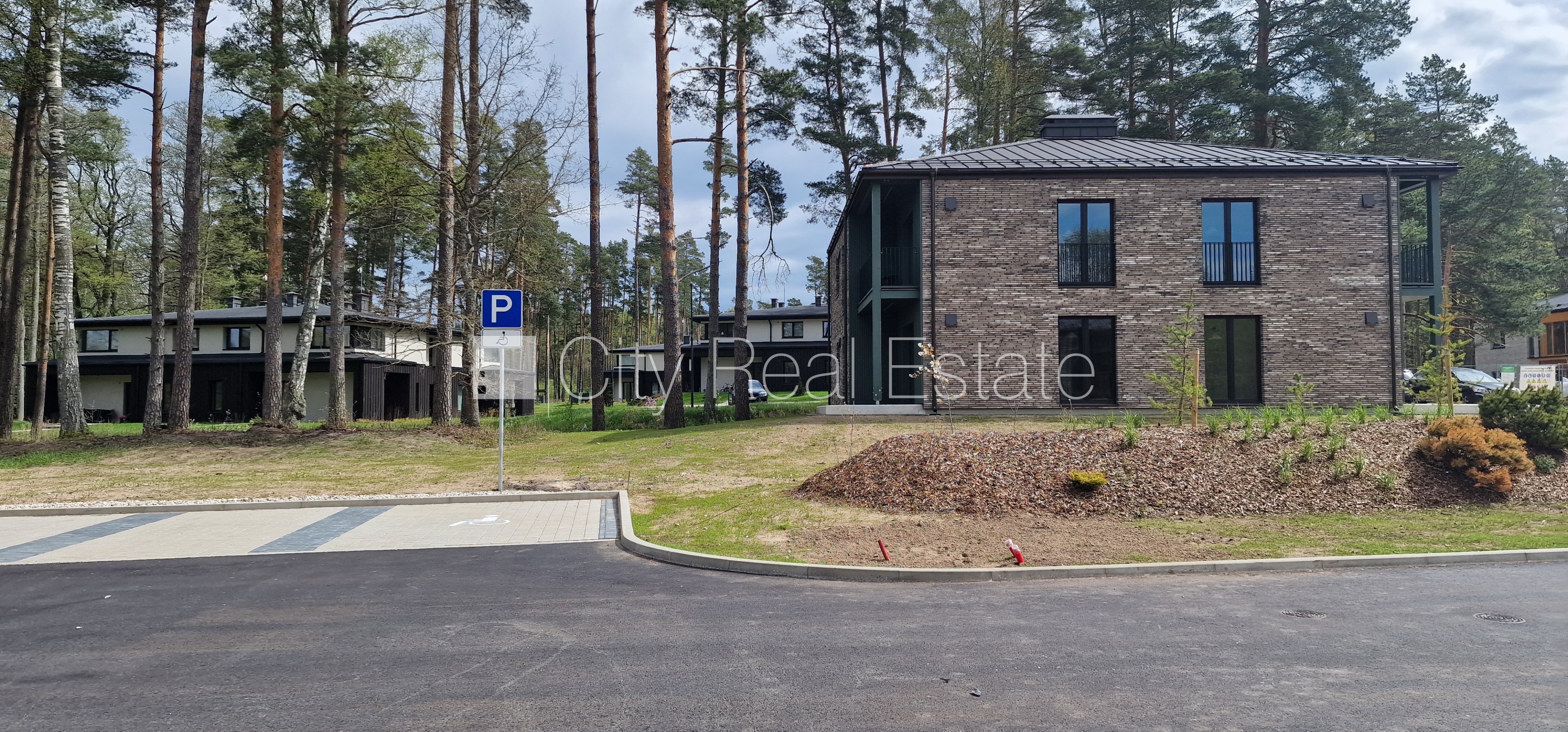 Sludinājumi. Jaunceltne, dzīvokļu skaits ēkā  4 gab., viena kvadrātmetra apsaimniekošanas maksa mēnesī  1 EUR, Cena: 950 EUR/mēn Foto #13