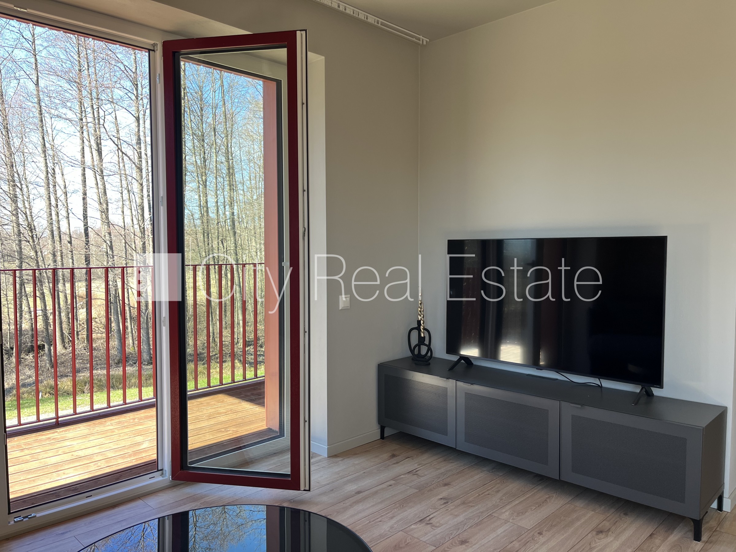 Sludinājumi. Jaunceltne, dzīvokļu skaits ēkā  4 gab., viena kvadrātmetra apsaimniekošanas maksa mēnesī  1 EUR, Cena: 900 EUR/mēn Foto #4