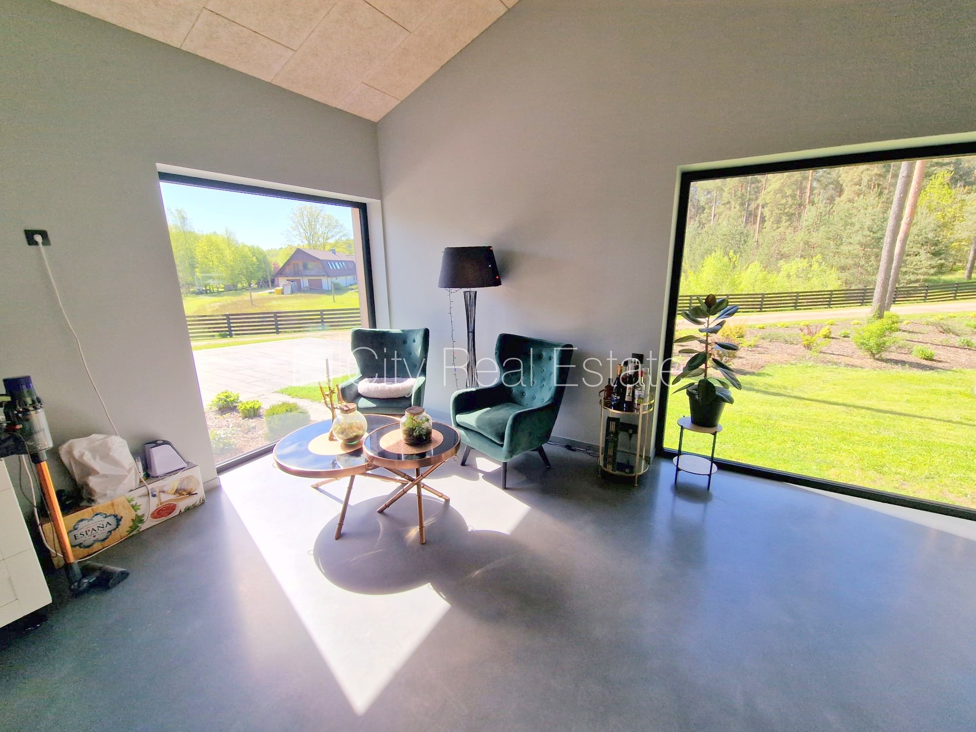 Sludinājumi. Privātmāja, jaunceltne, labiekārtota apzaļumota teritorija, slēgts pagalms, iežogota teritorija, Cena: 2200 EUR/mēn Foto #9