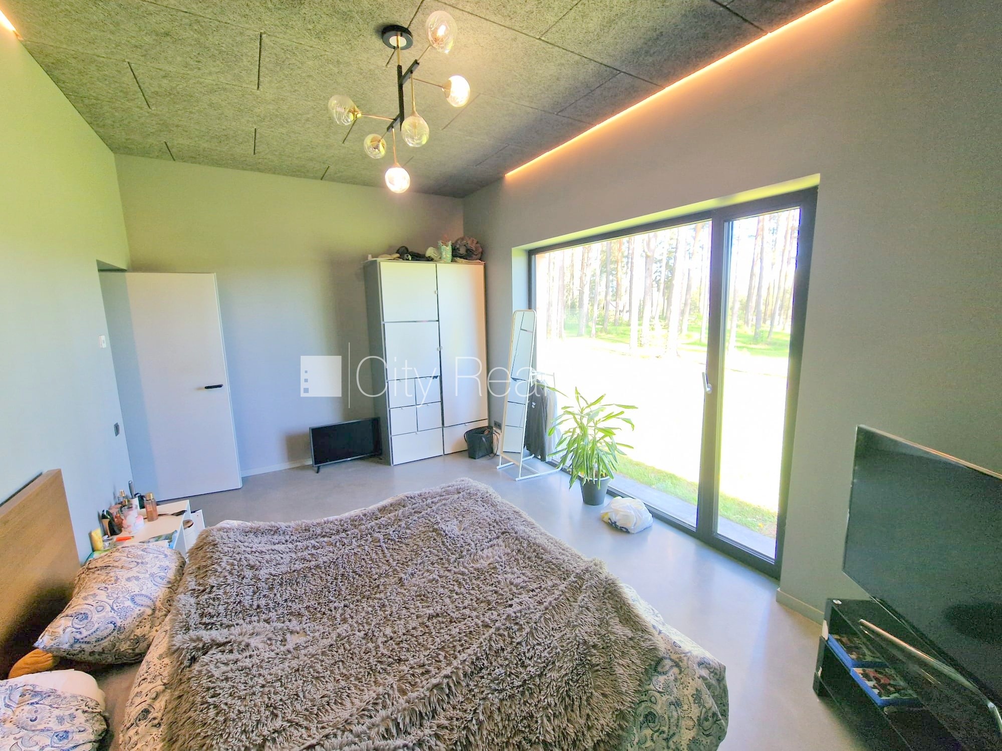 Sludinājumi. Privātmāja, jaunceltne, labiekārtota apzaļumota teritorija, slēgts pagalms, iežogota teritorija, Cena: 2200 EUR/mēn Foto #18