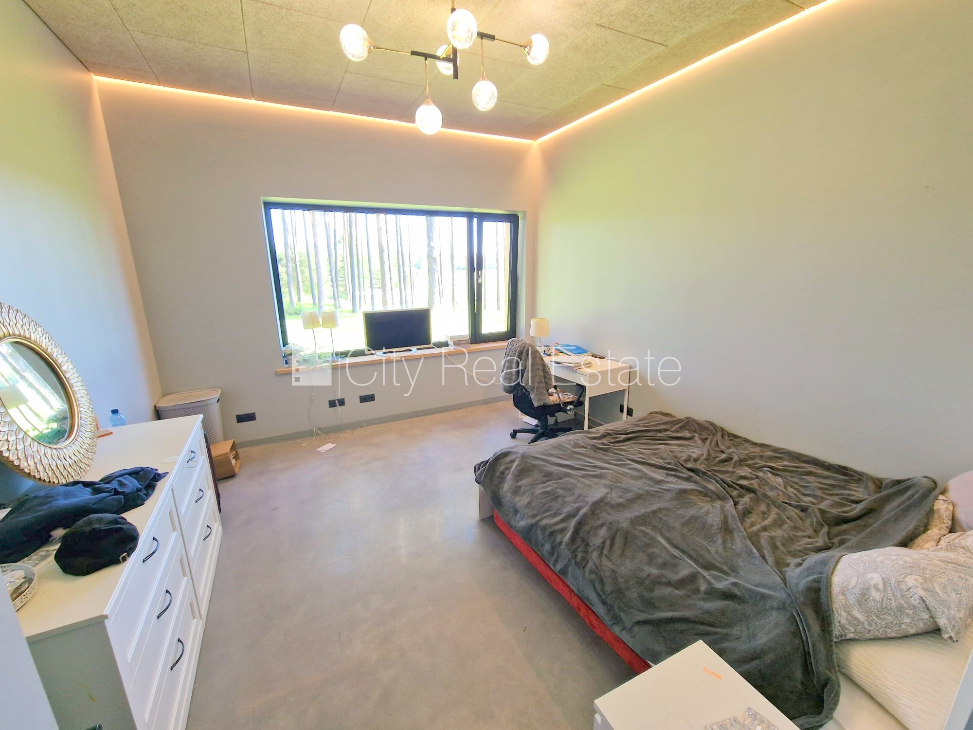 Sludinājumi. Privātmāja, jaunceltne, labiekārtota apzaļumota teritorija, slēgts pagalms, iežogota teritorija, Cena: 2200 EUR/mēn Foto #19