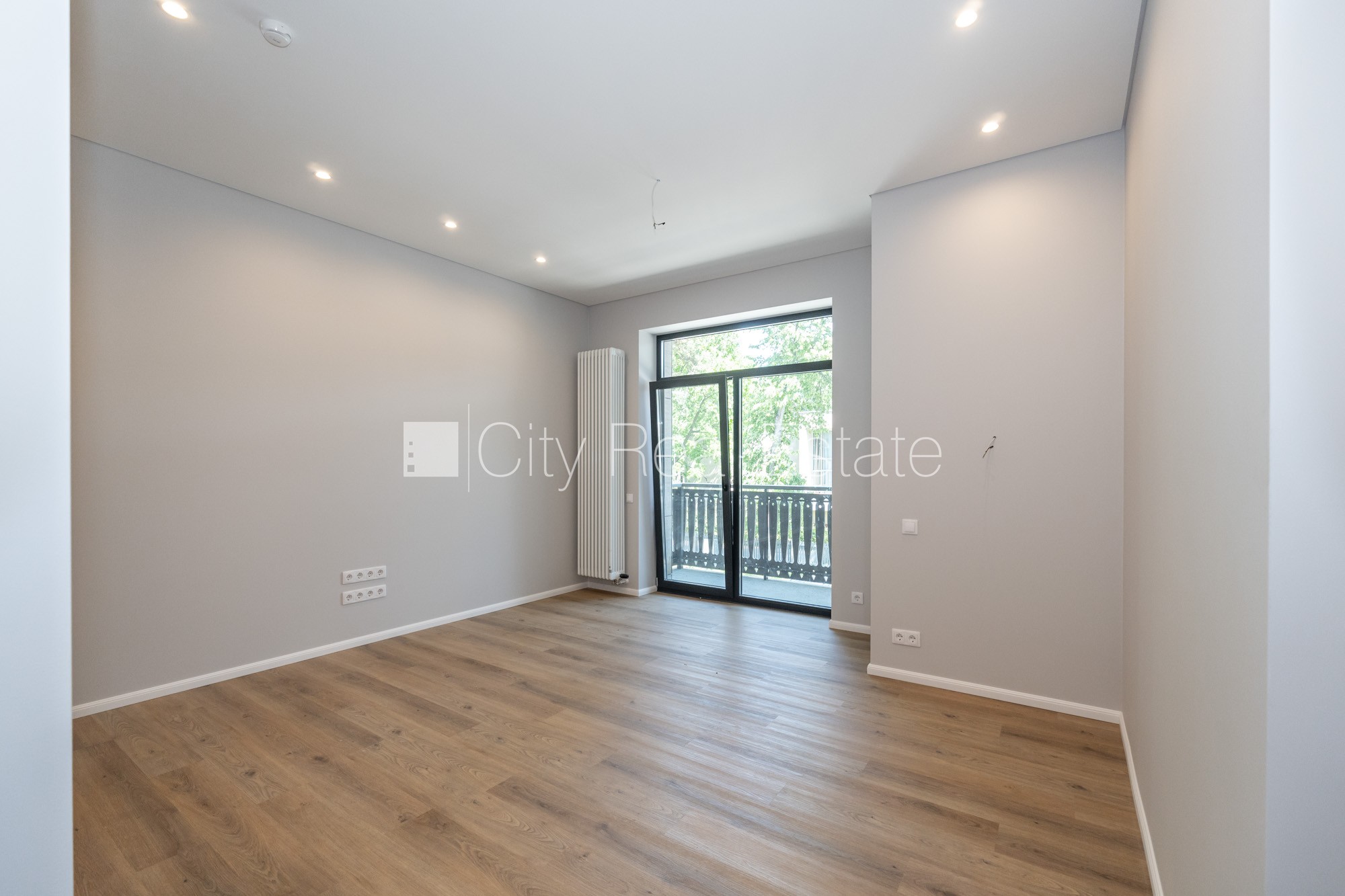 Sludinājumi. Jaunceltne, zaļā teritorija, slēgta teritorija, teritorijas iebrauktuves vārti aprīkoti ar Cena: 155925 EUR Foto #16