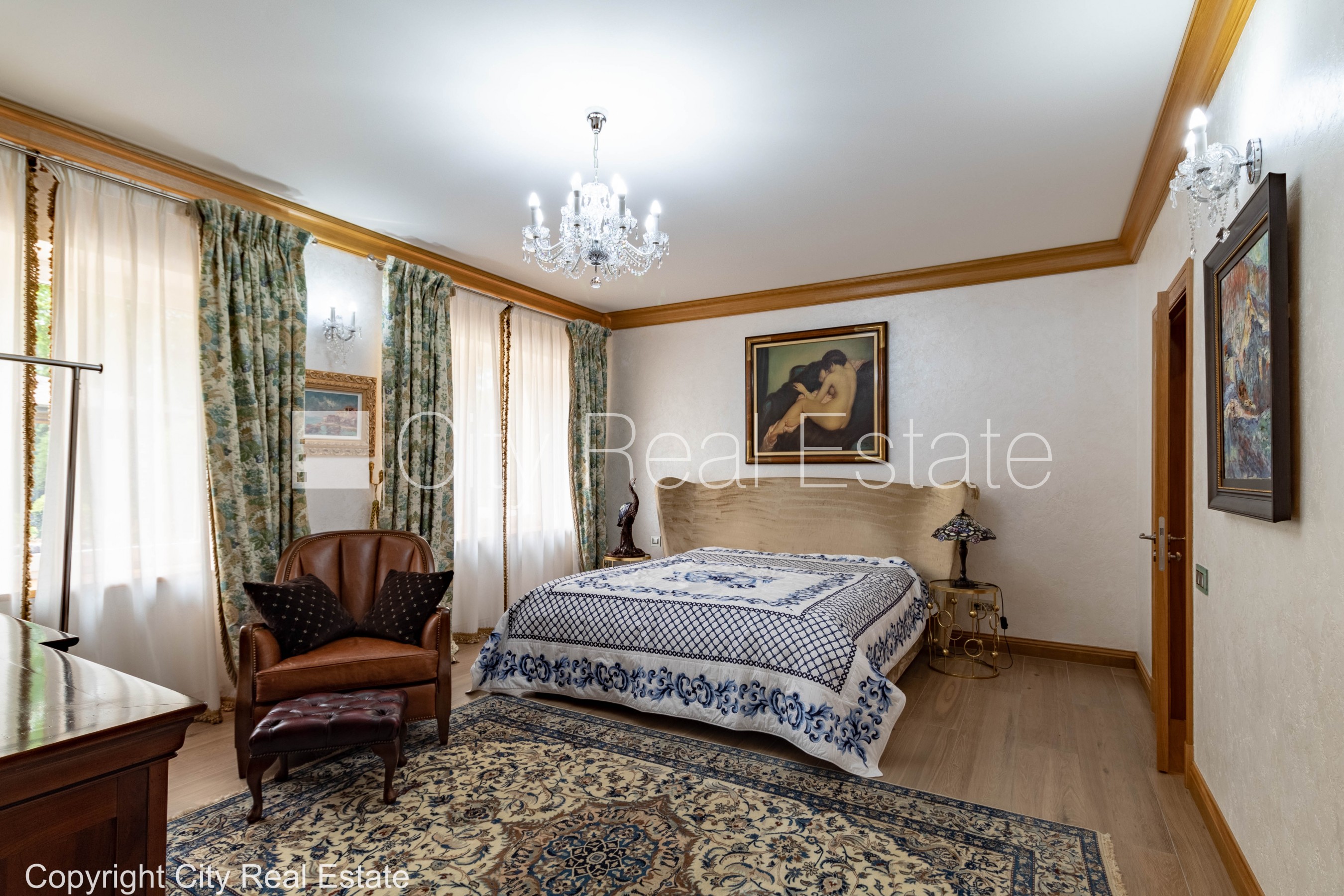 Sludinājumi. Jaunceltne, labiekārtota apzaļumota teritorija, teritorijas iebrauktuves vārti aprīkoti ar Cena: 2000 EUR/mēn Foto #9