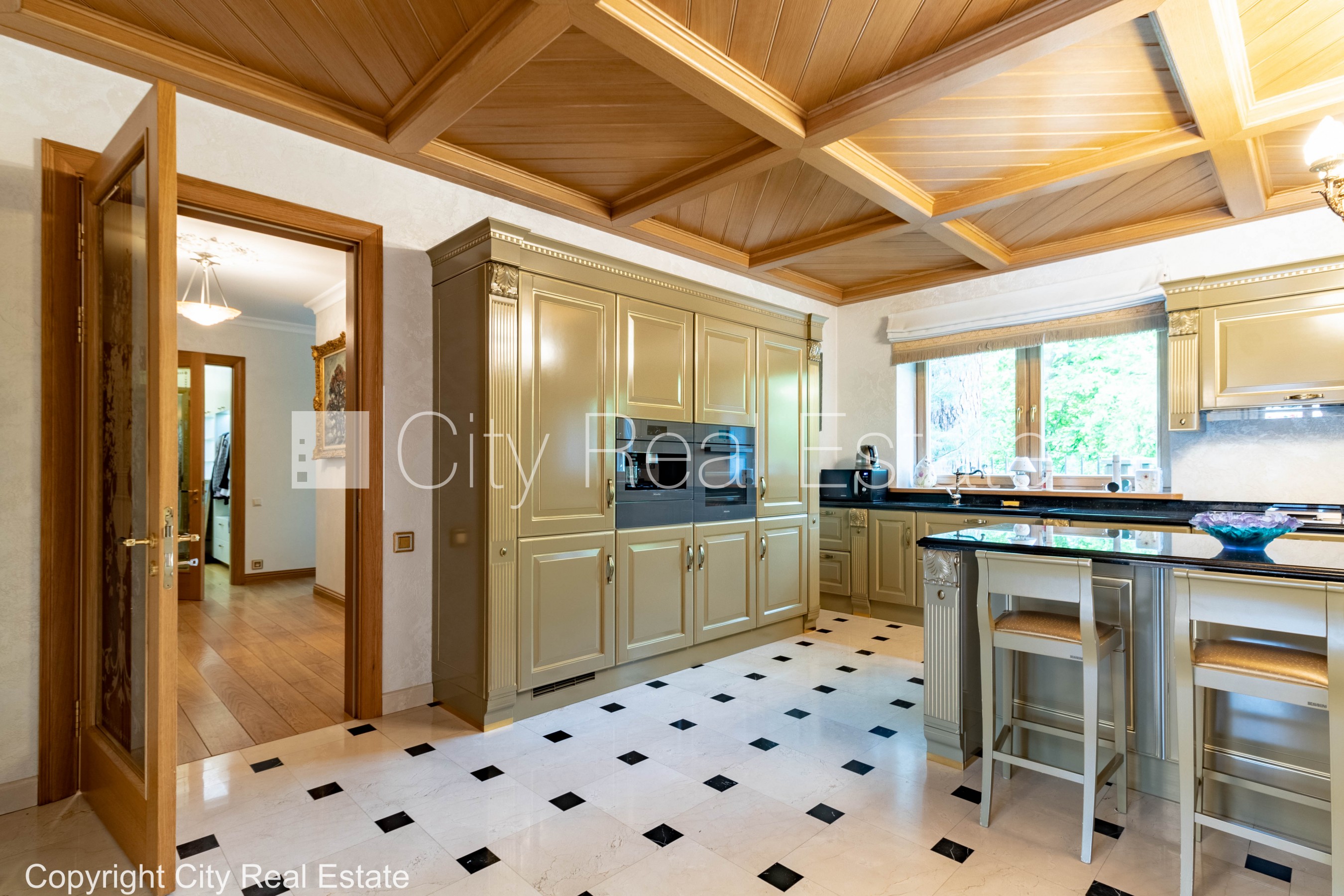 Sludinājumi. Jaunceltne, labiekārtota apzaļumota teritorija, slēgta teritorija, teritorijas iebrauktuves vārti Cena: 3000 EUR/mēn Foto #13