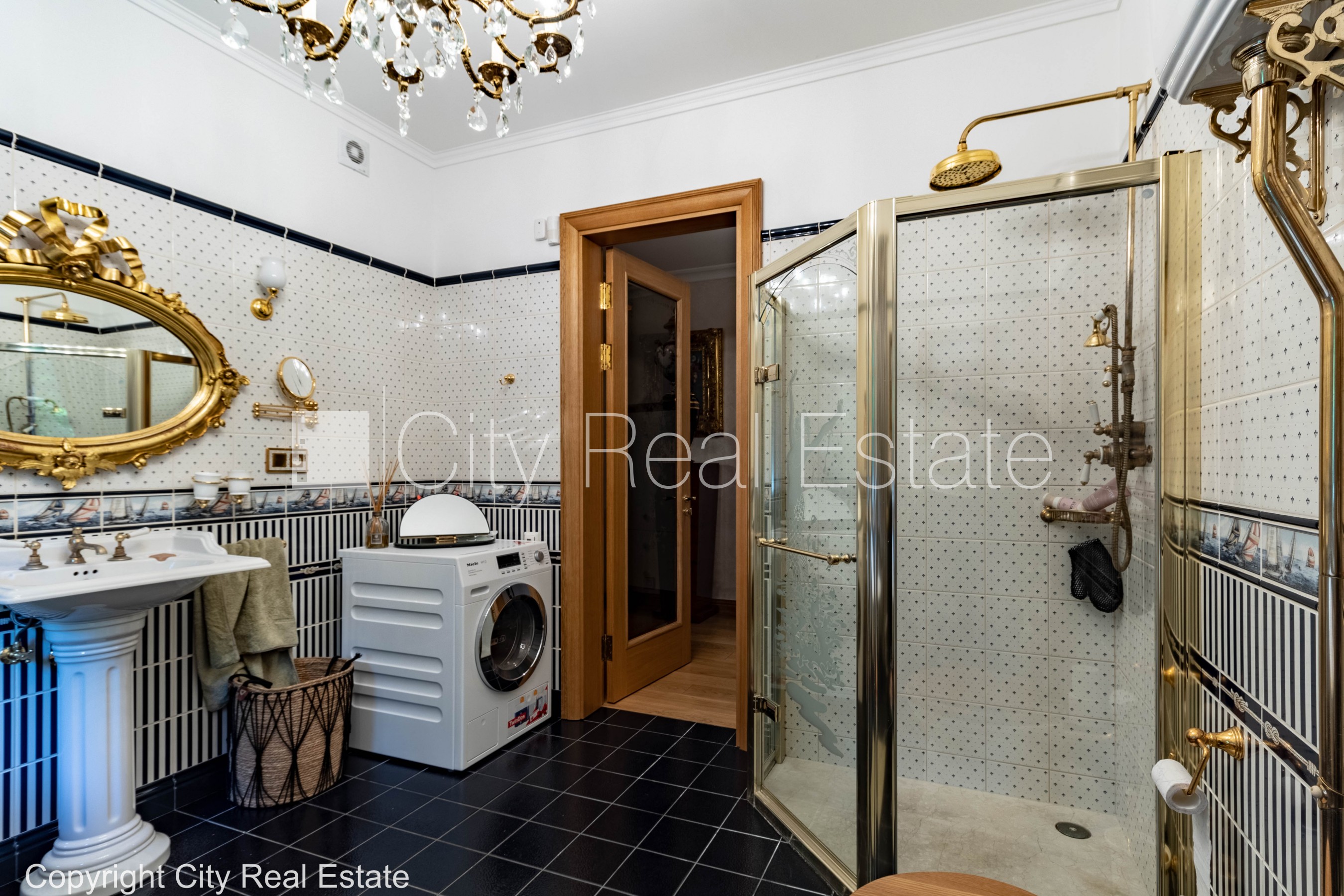 Sludinājumi. Jaunceltne, labiekārtota apzaļumota teritorija, slēgta teritorija, teritorijas iebrauktuves vārti Cena: 3000 EUR/mēn Foto #18