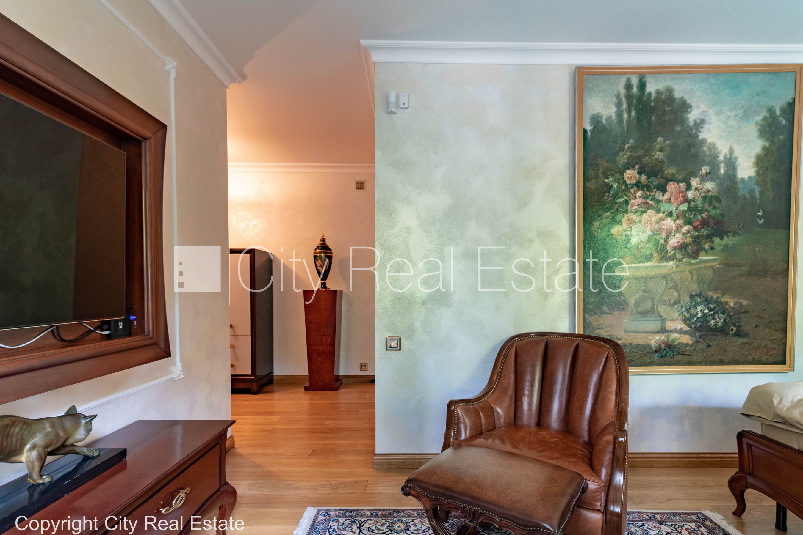 Sludinājumi. Jaunceltne, labiekārtota apzaļumota teritorija, slēgta teritorija, teritorijas iebrauktuves vārti Cena: 3000 EUR/mēn Foto #20