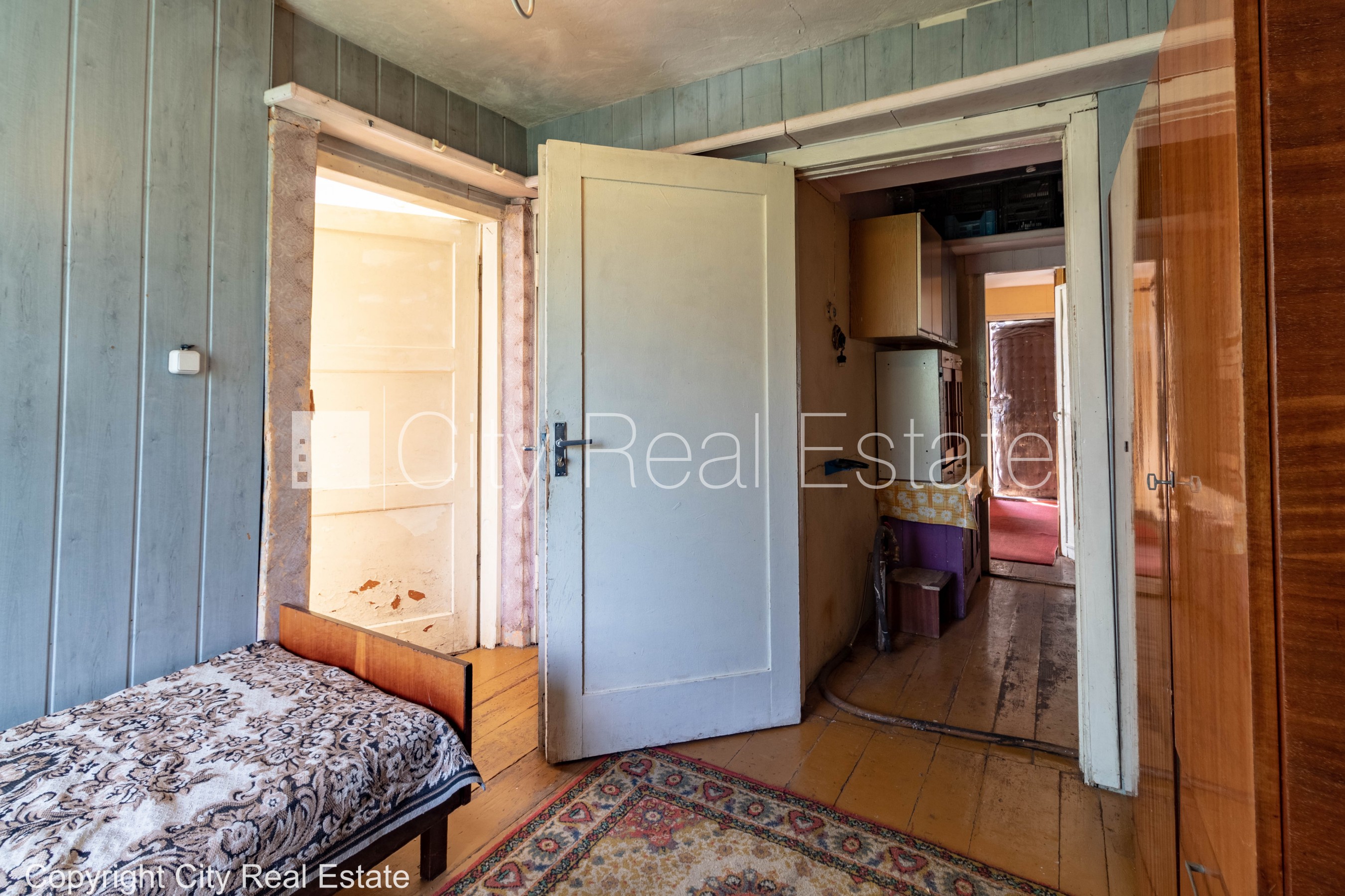 Sludinājumi. Vasarnīca, slēgta teritorija, vieta automašīnai, 2 gab. verandas, istabas izolētas 4 gab., virtuve Cena: 69900 EUR Foto #13