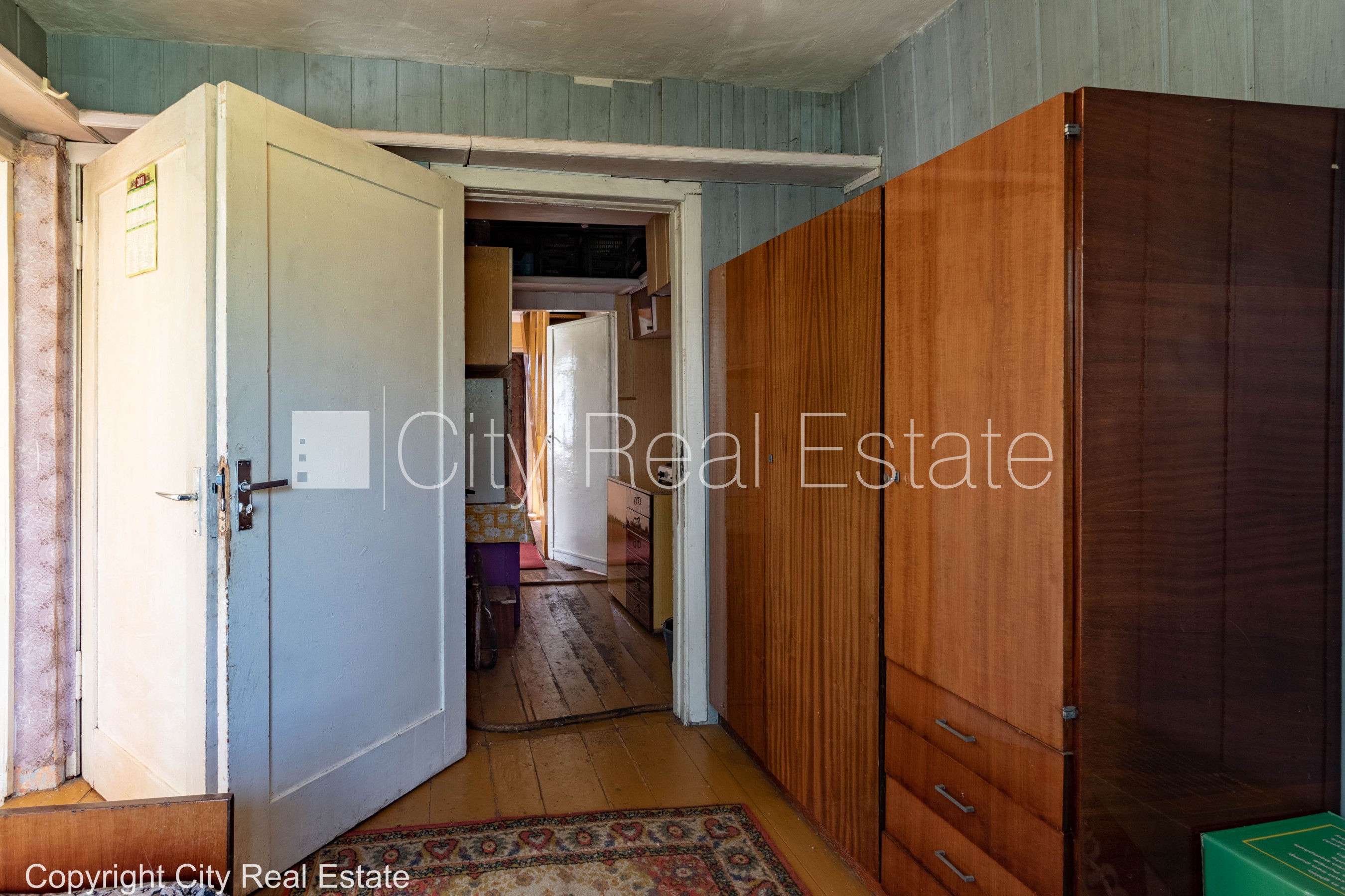 Sludinājumi. Vasarnīca, slēgta teritorija, vieta automašīnai, 2 gab. verandas, istabas izolētas 4 gab., virtuve Cena: 69900 EUR Foto #15