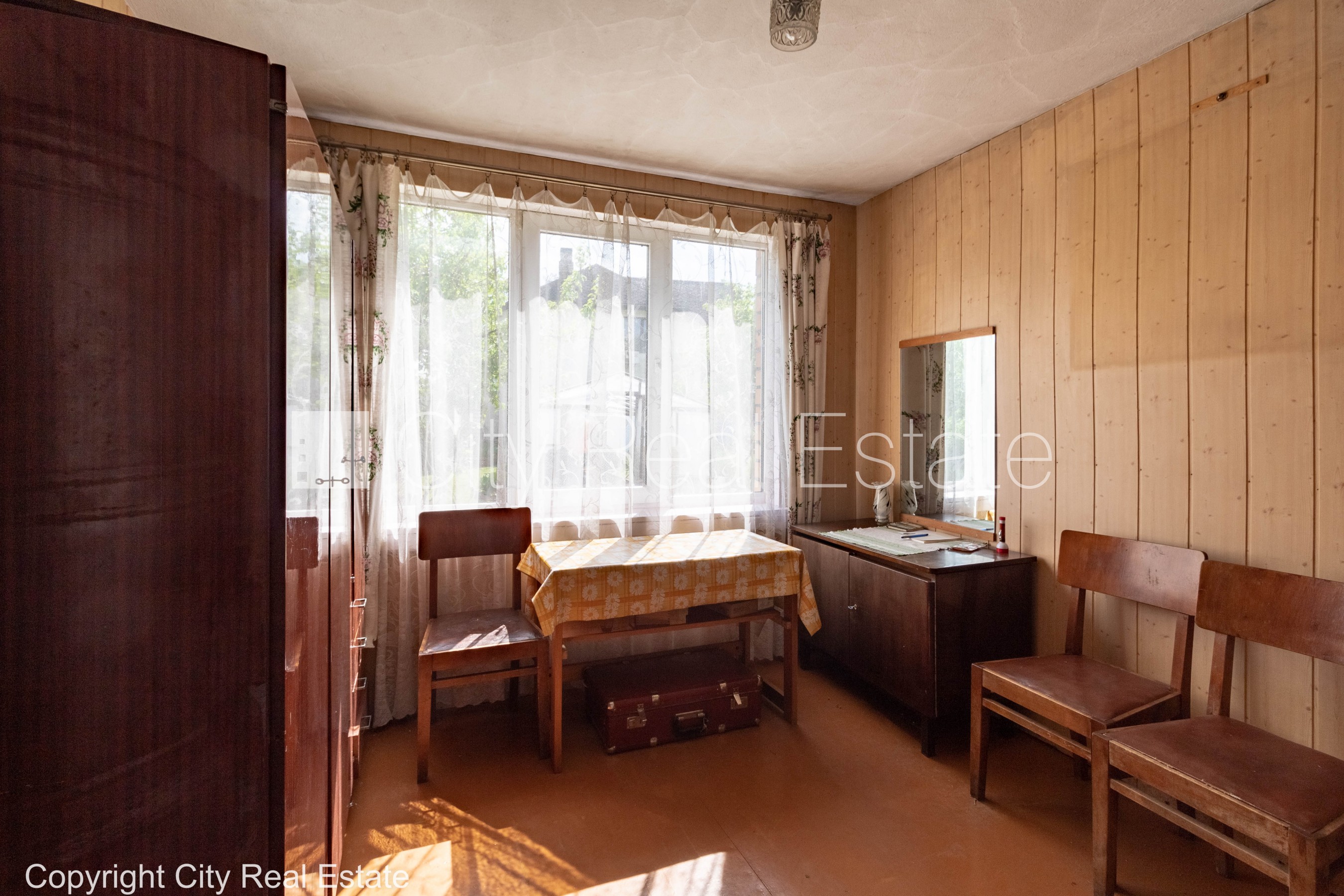 Sludinājumi. Vasarnīca, slēgta teritorija, vieta automašīnai, 2 gab. verandas, istabas izolētas 4 gab., virtuve Cena: 69900 EUR Foto #14