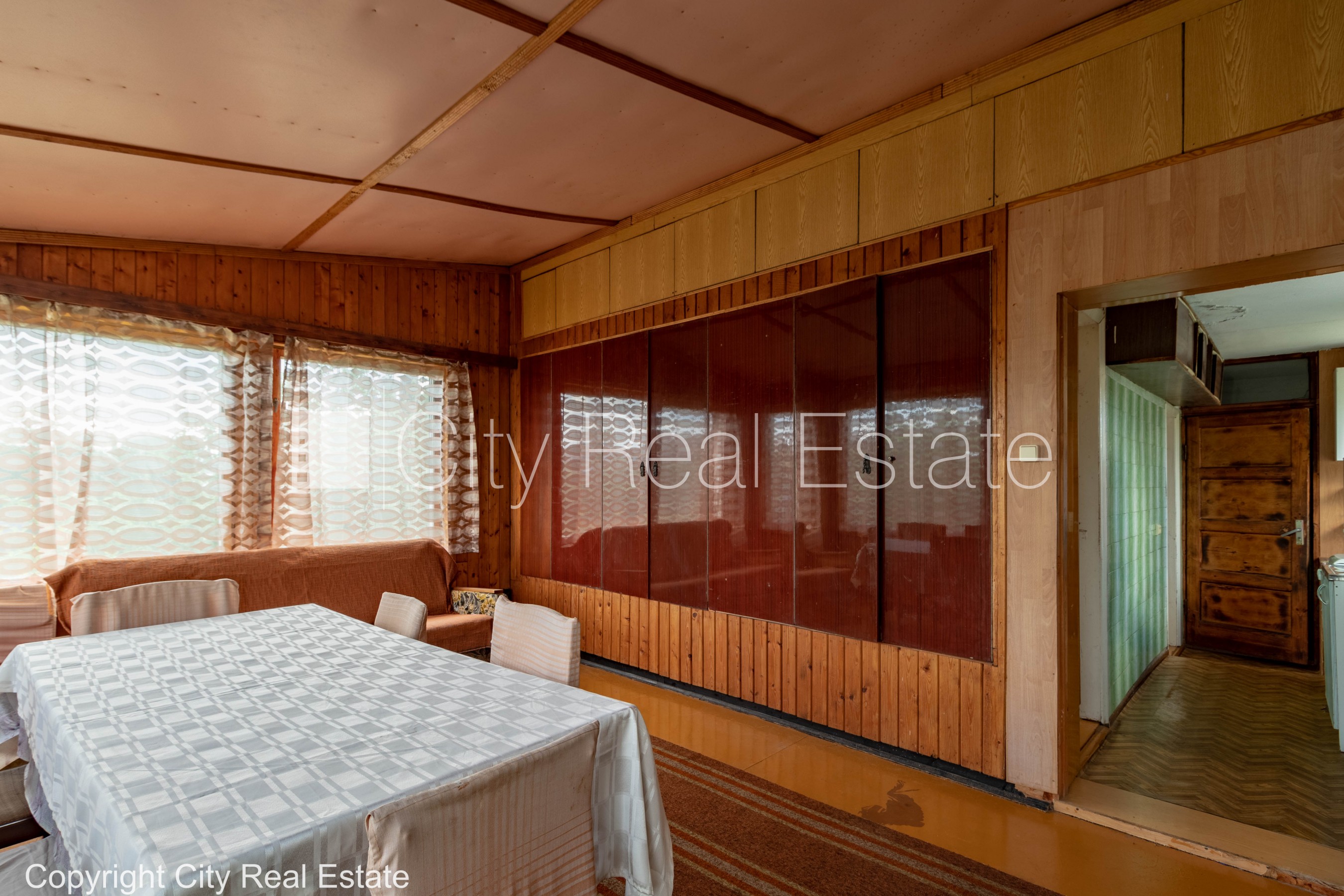 Sludinājumi. Vasarnīca, slēgta teritorija, vieta automašīnai, 2 gab. verandas, istabas izolētas 4 gab., virtuve Cena: 69900 EUR Foto #4