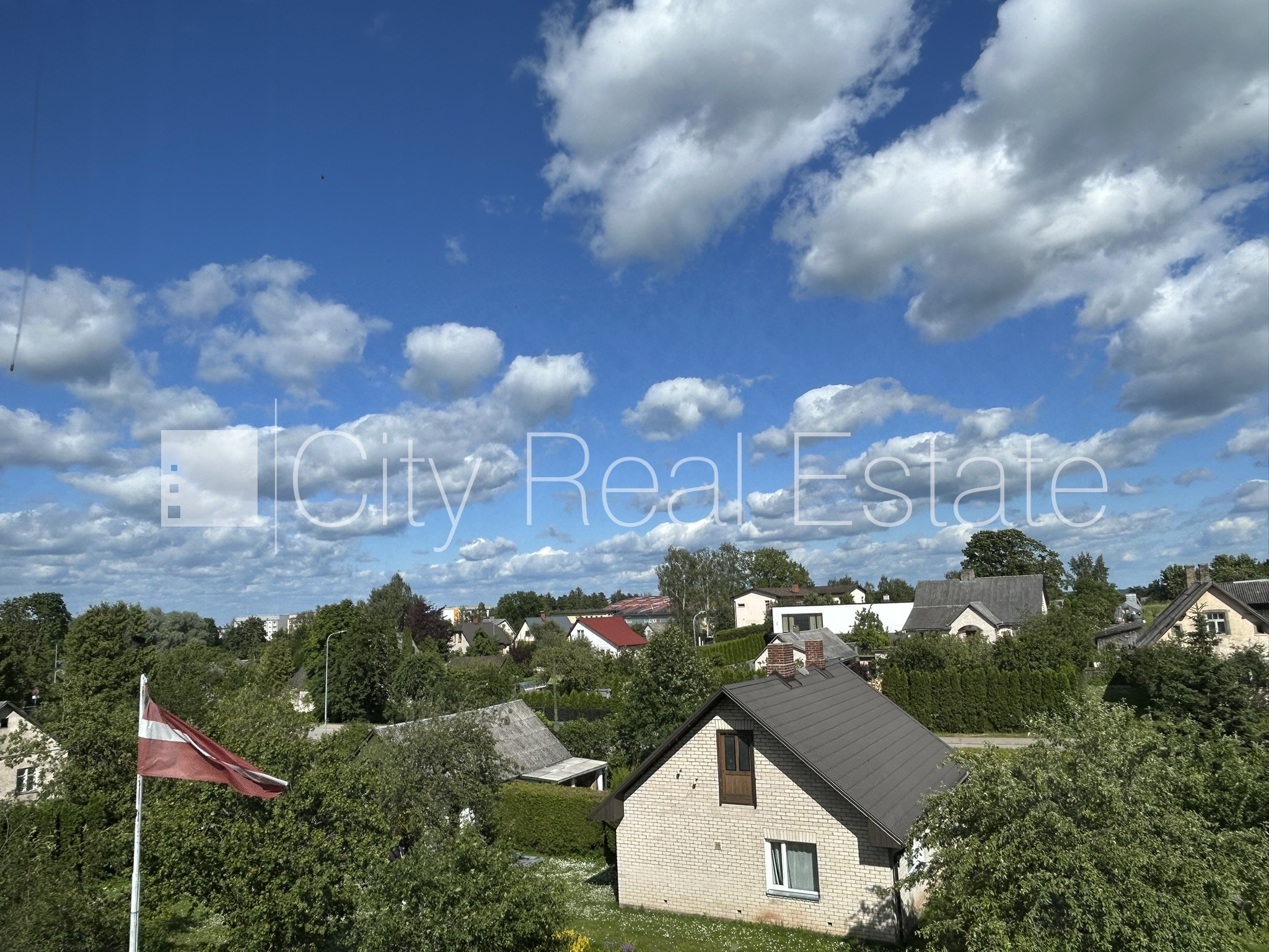 Sludinājumi. Zeme īpašumā, metāla jumta segums, gāzbetona bloku sienas, labiekārtota apzaļumota teritorija, Cena: 182890 EUR Foto #3