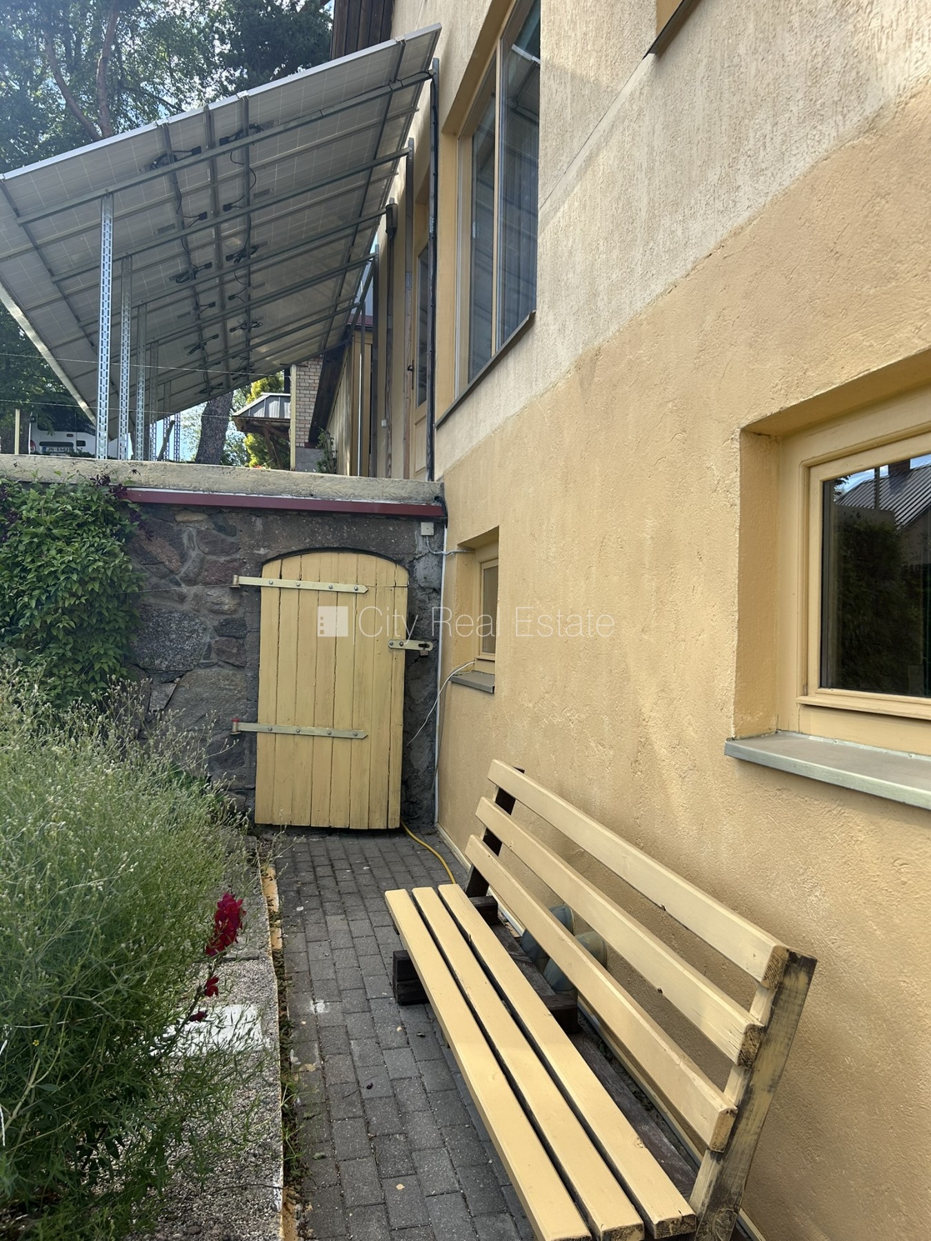 Sludinājumi. Zeme īpašumā, metāla jumta segums, gāzbetona bloku sienas, labiekārtota apzaļumota teritorija, Cena: 182890 EUR Foto #7