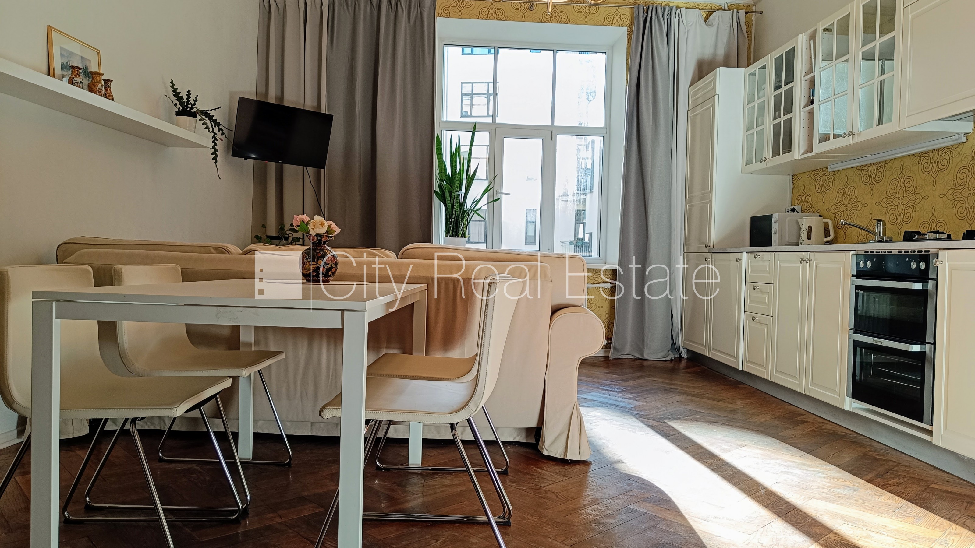 Sludinājumi. Šo dzīvokli izīrē pa diennaktīm (īstermiņa īre), īres cena sludinājumā norādīta par vienu diennakts Cena: 80 EUR/mēn Foto #9