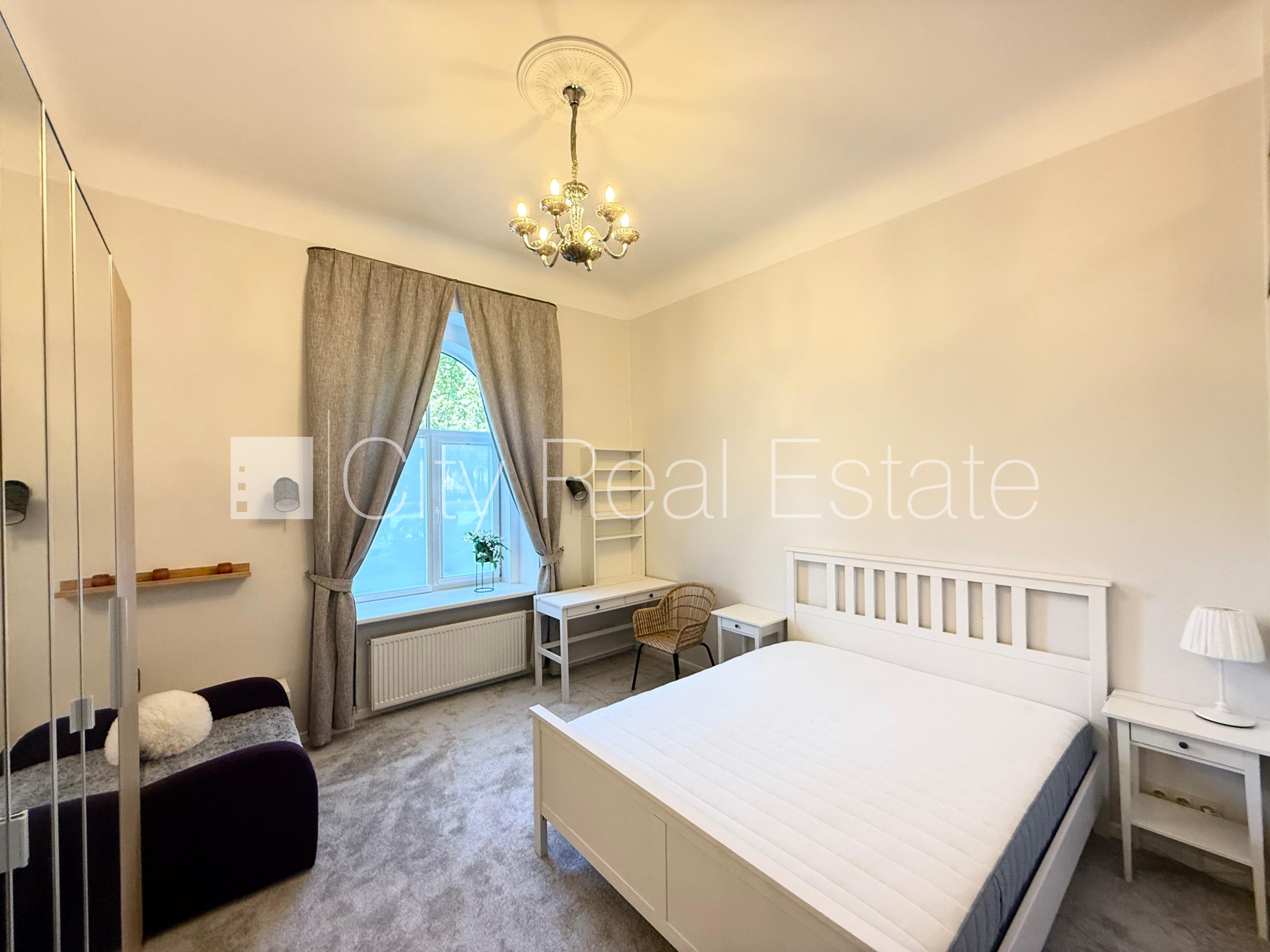 Sludinājumi. Pagalma māja, renovēta māja, labiekārtota apzaļumota teritorija, slēgts pagalms, teritorijas Cena: 750 EUR/mēn Foto #9